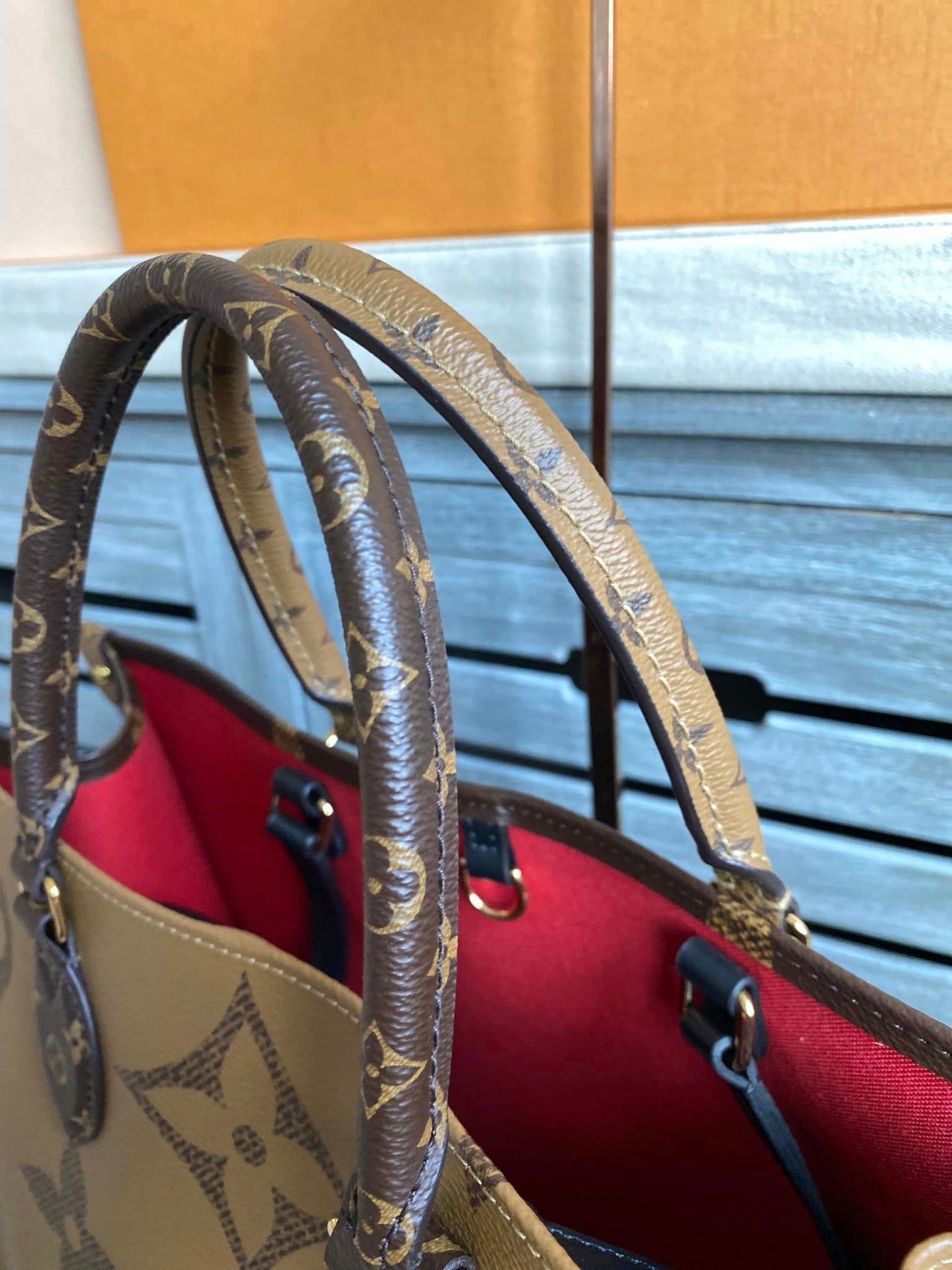 Louis Vuitton OnTheGo Giant Reverse GM