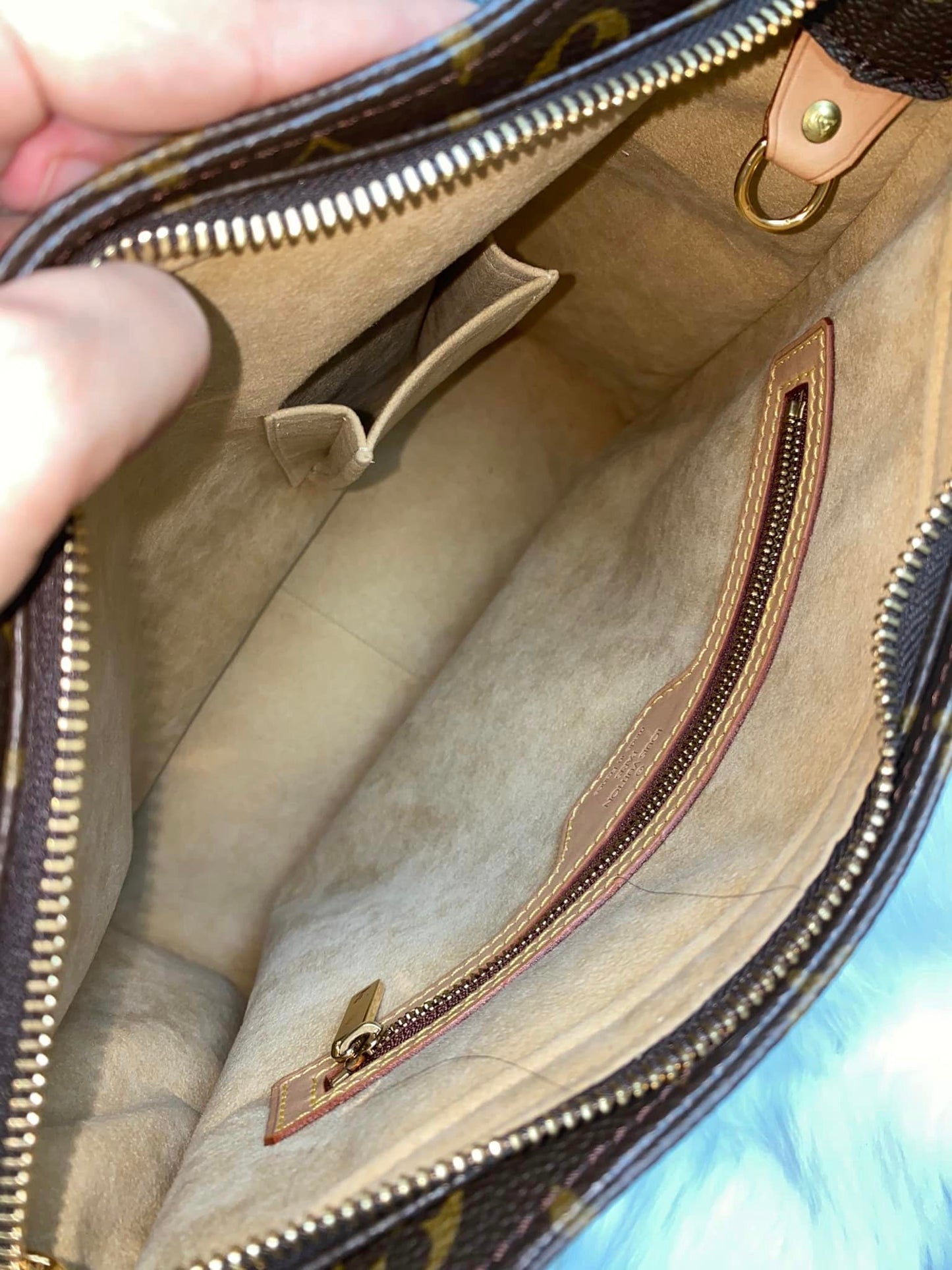 Louis Vuitton Looping GM