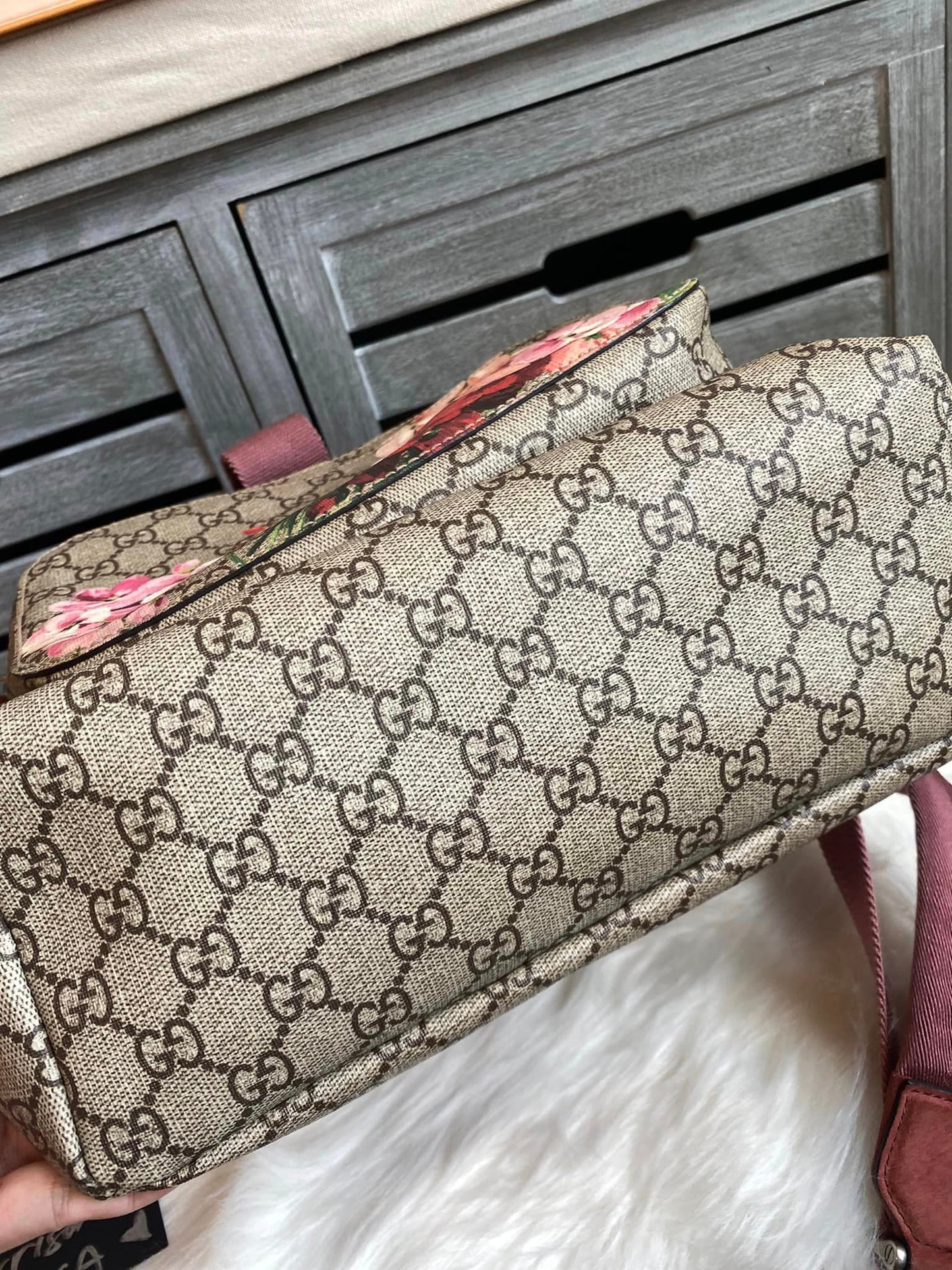 Gucci GG Supreme Blooms Backpack