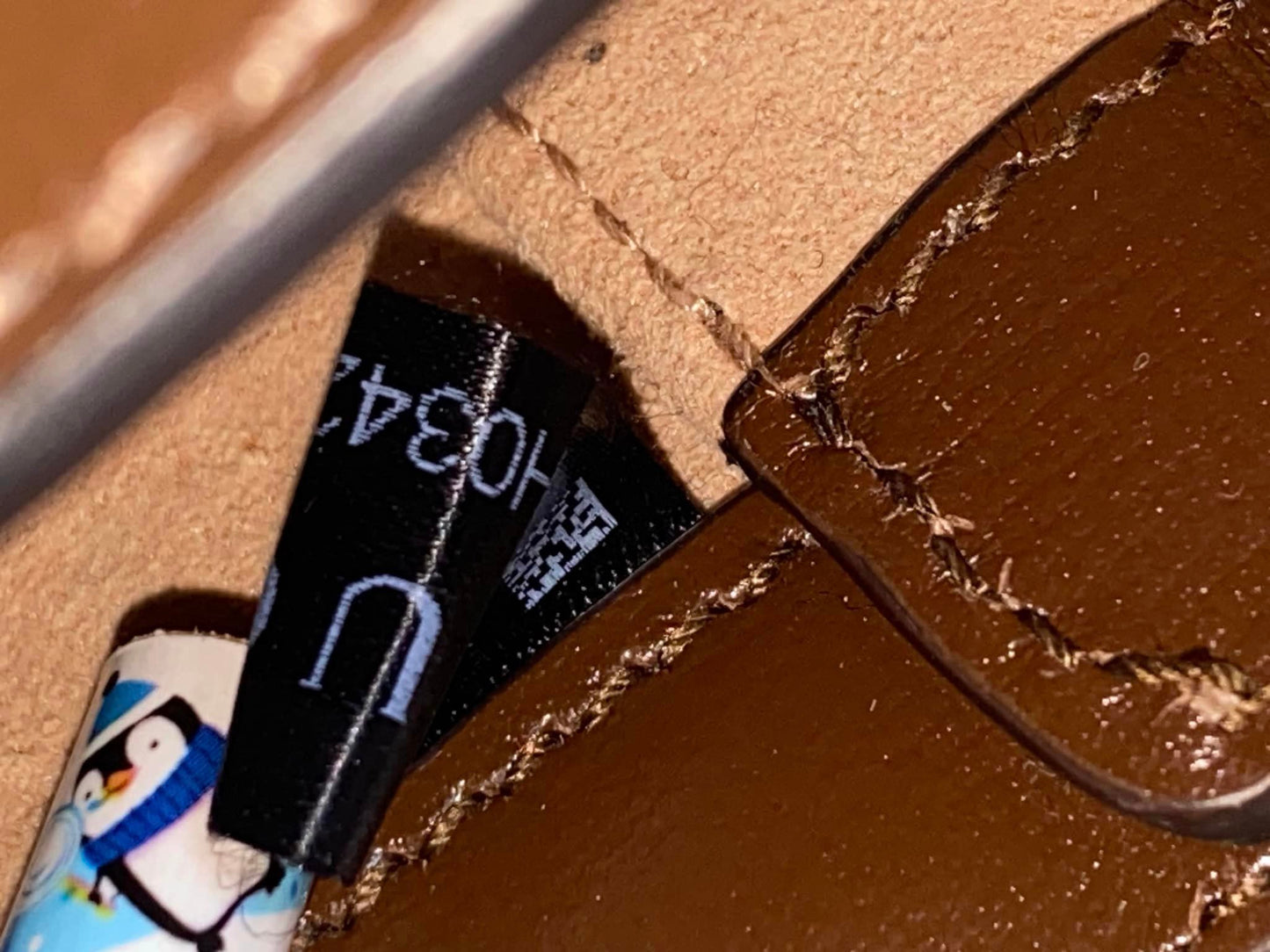 Gucci GG Supreme Script Logo Heart Crossbody