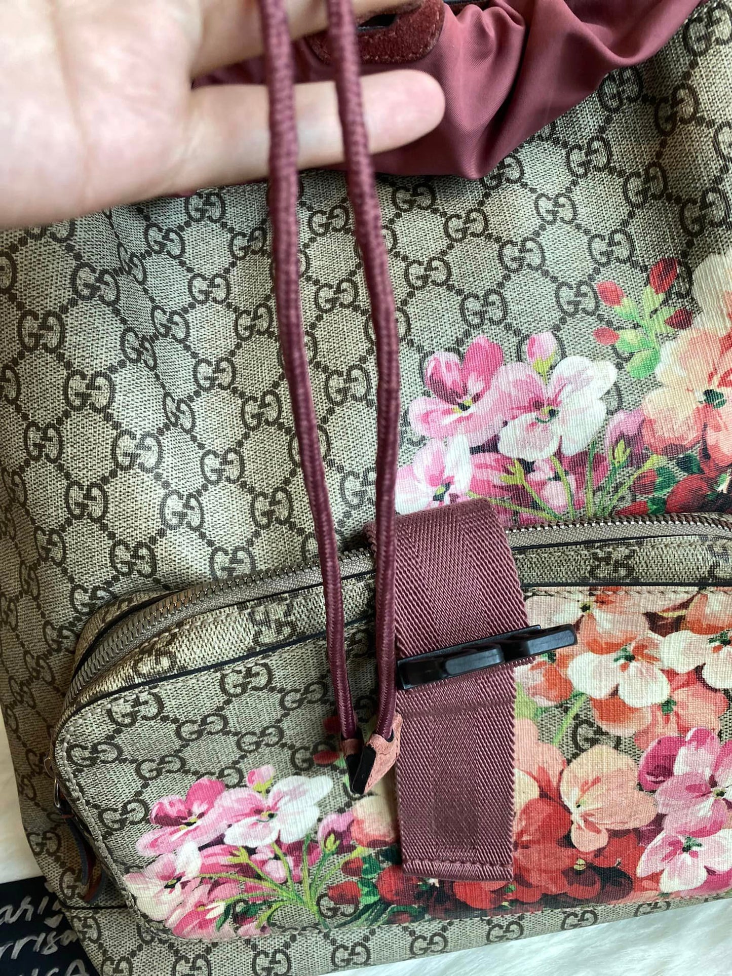 Gucci GG Supreme Blooms Backpack