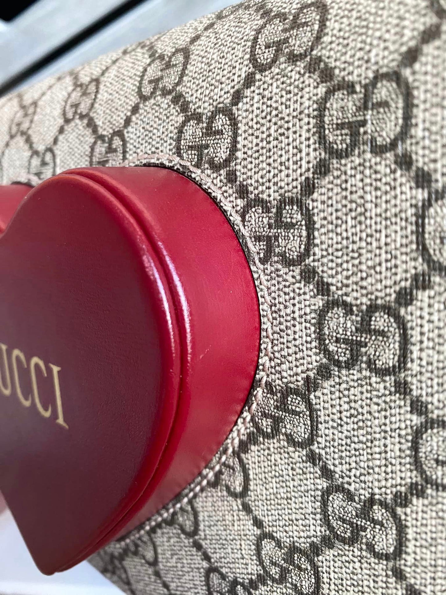 Gucci GG Supreme Script Logo Heart Crossbody