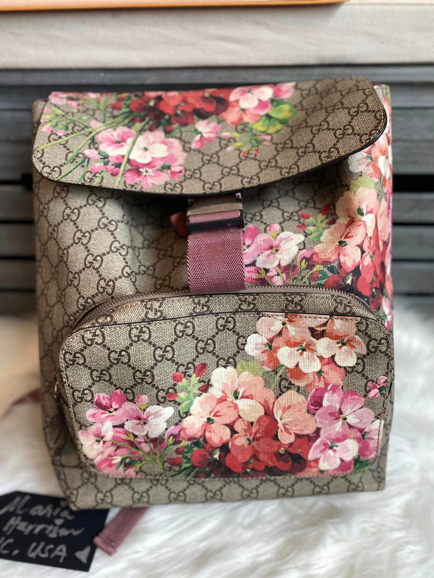 Gucci GG Supreme Blooms Backpack