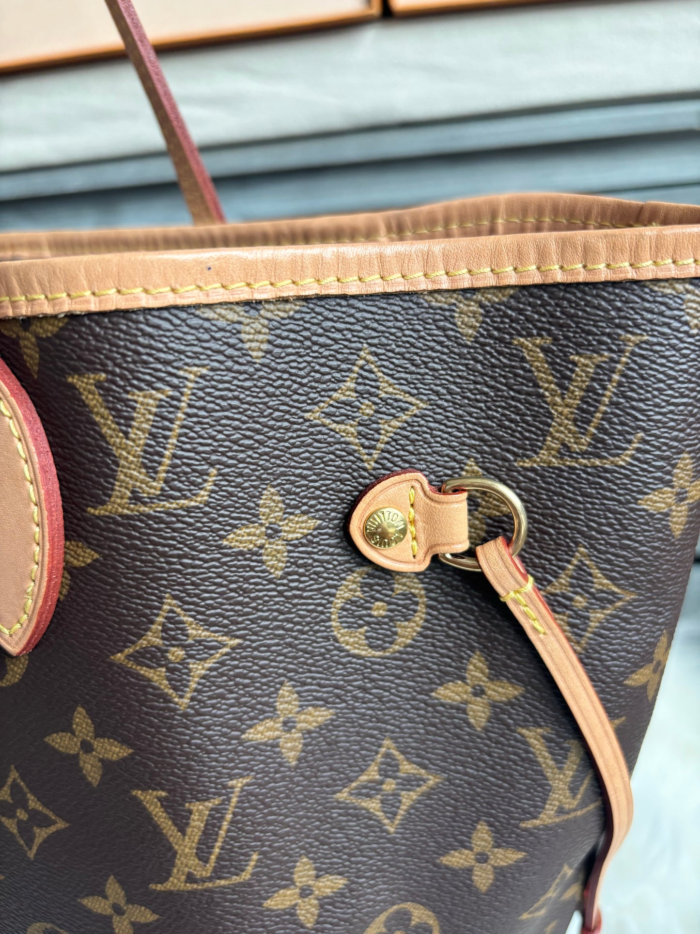 Louis Vuitton Neverfull MM With Pouch - Pivoine/ Pink Interior