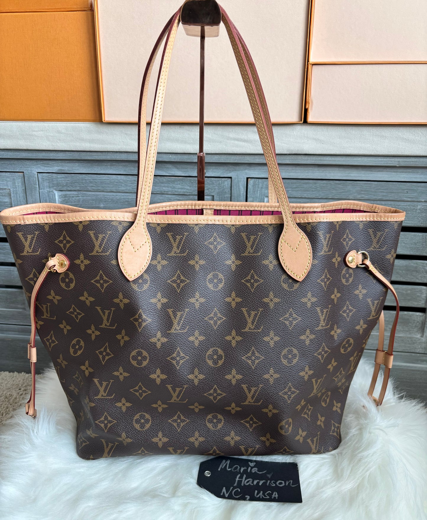 Louis Vuitton Neverfull MM With Pouch - Pivoine/ Pink Interior