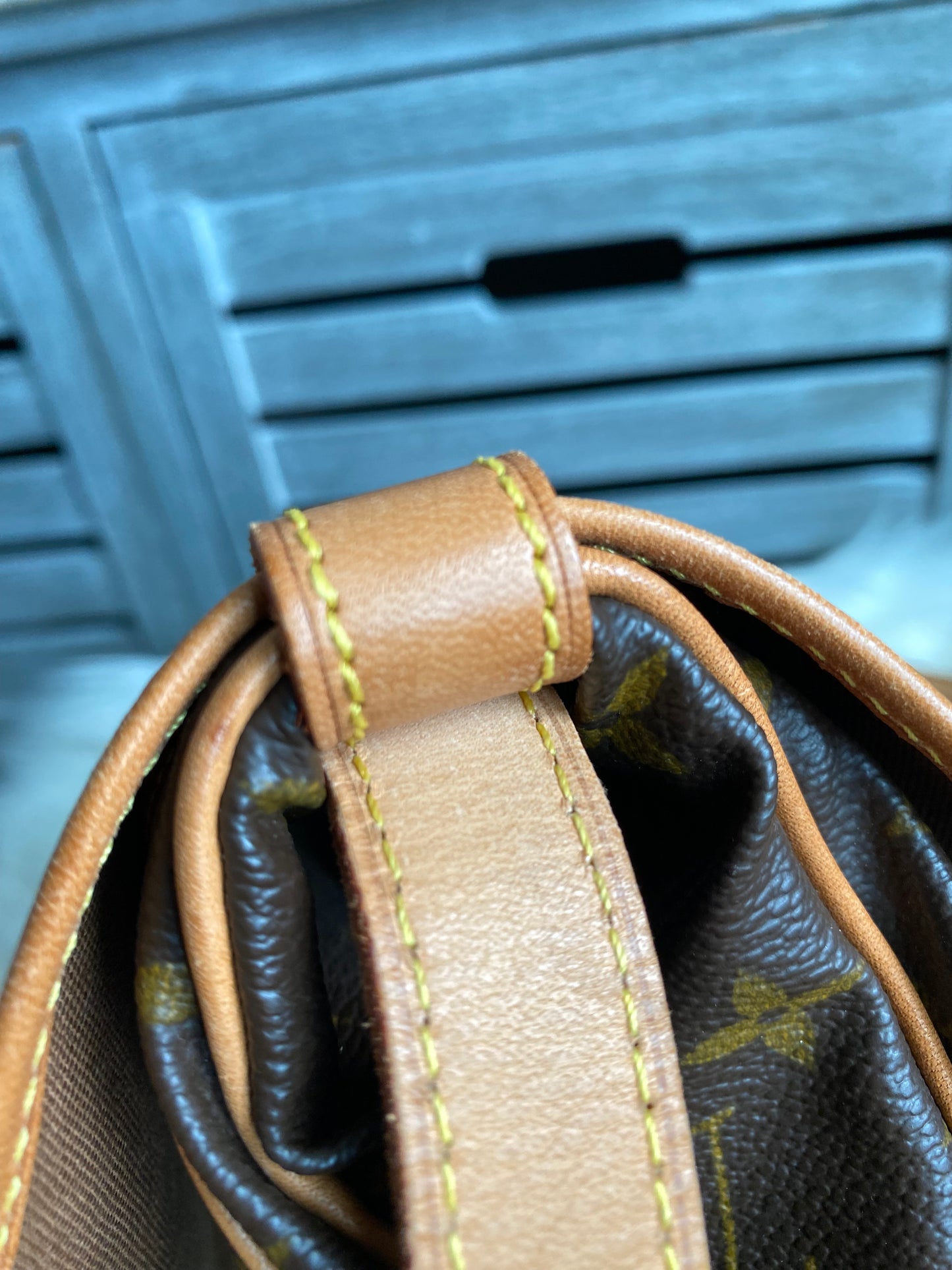 Louis Vuitton Saumur 30