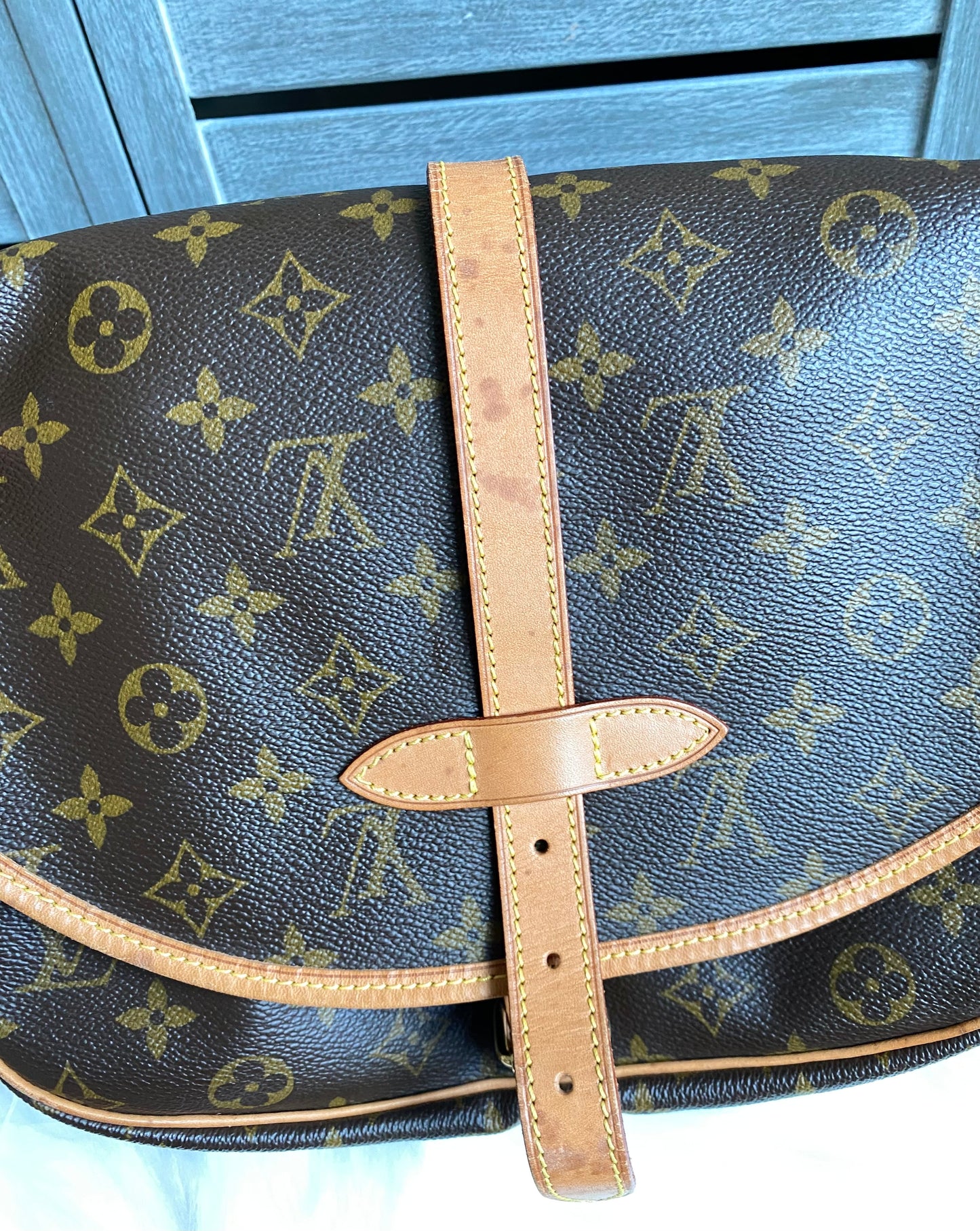 Louis Vuitton Saumur 30