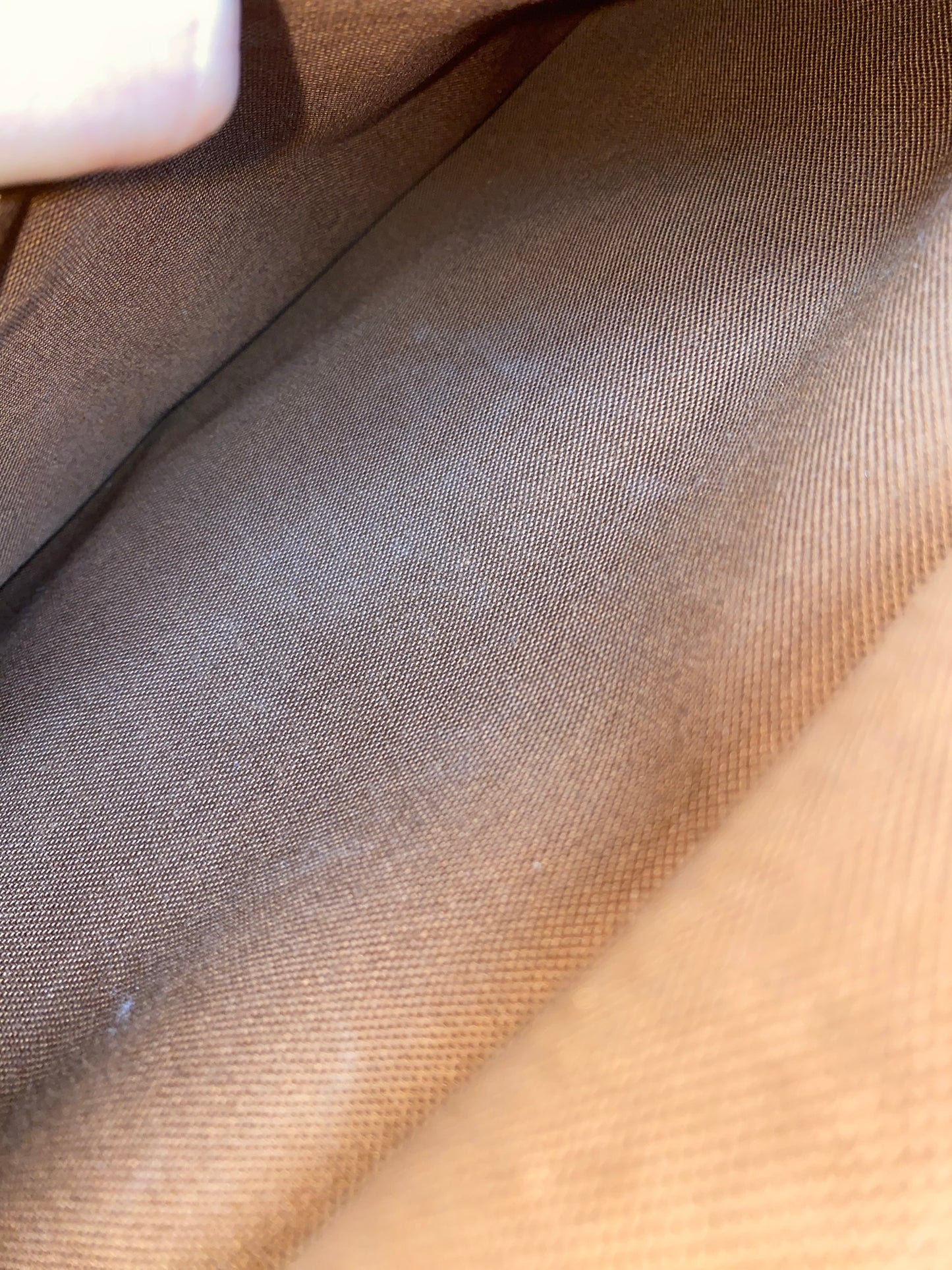Louis Vuitton Saumur 30