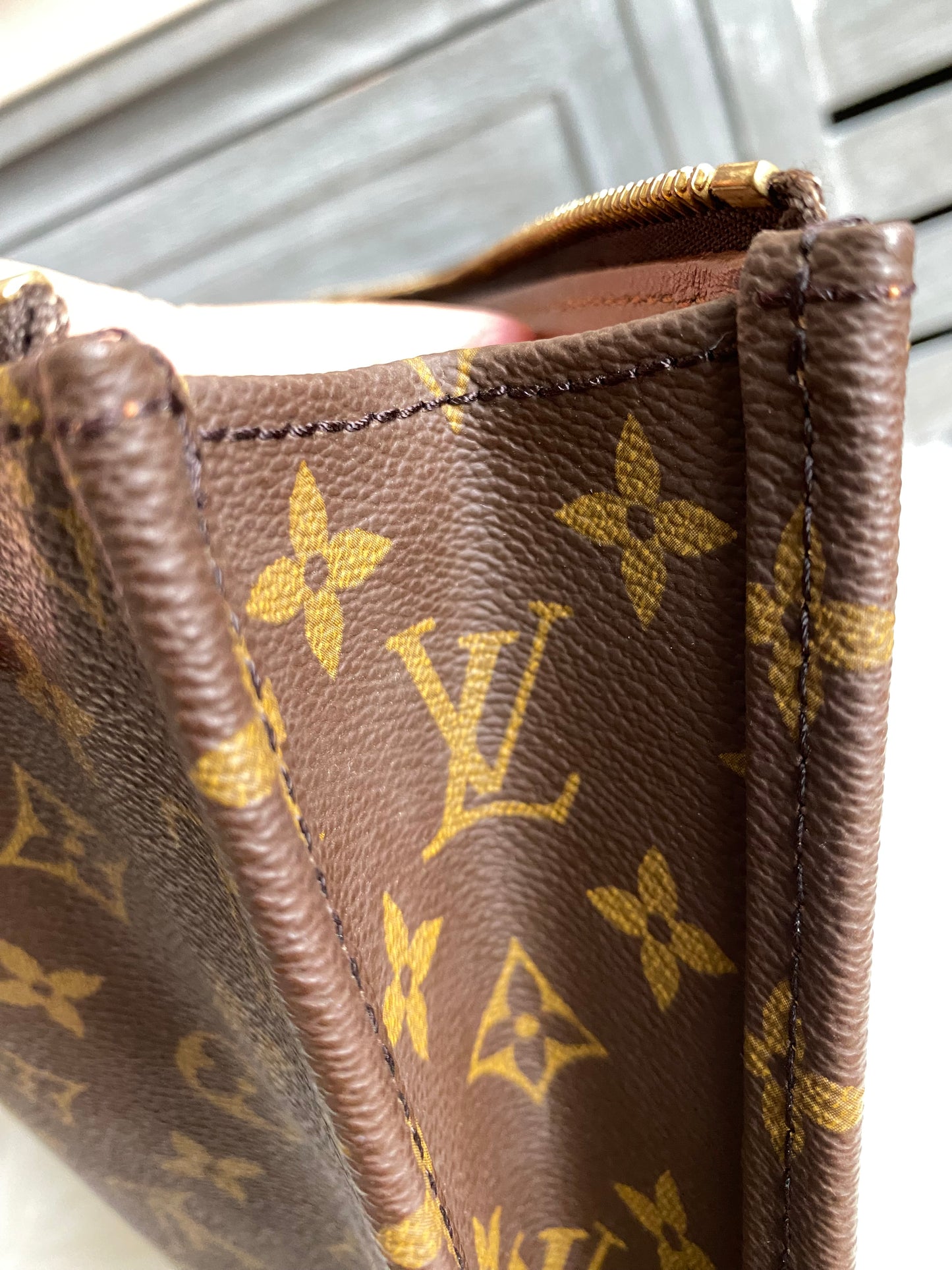 Louis Vuitton Poche Document Portfolio Case