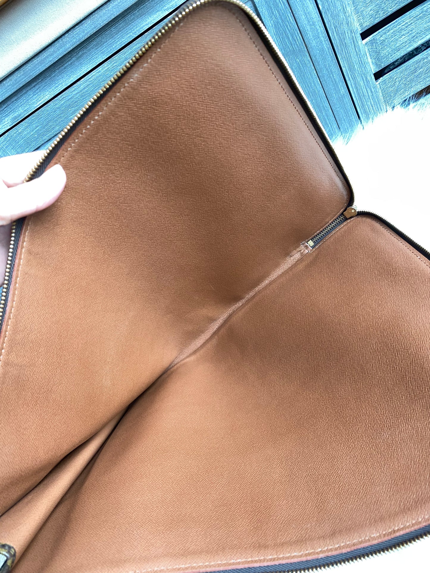 Louis Vuitton Poche Document Portfolio Case