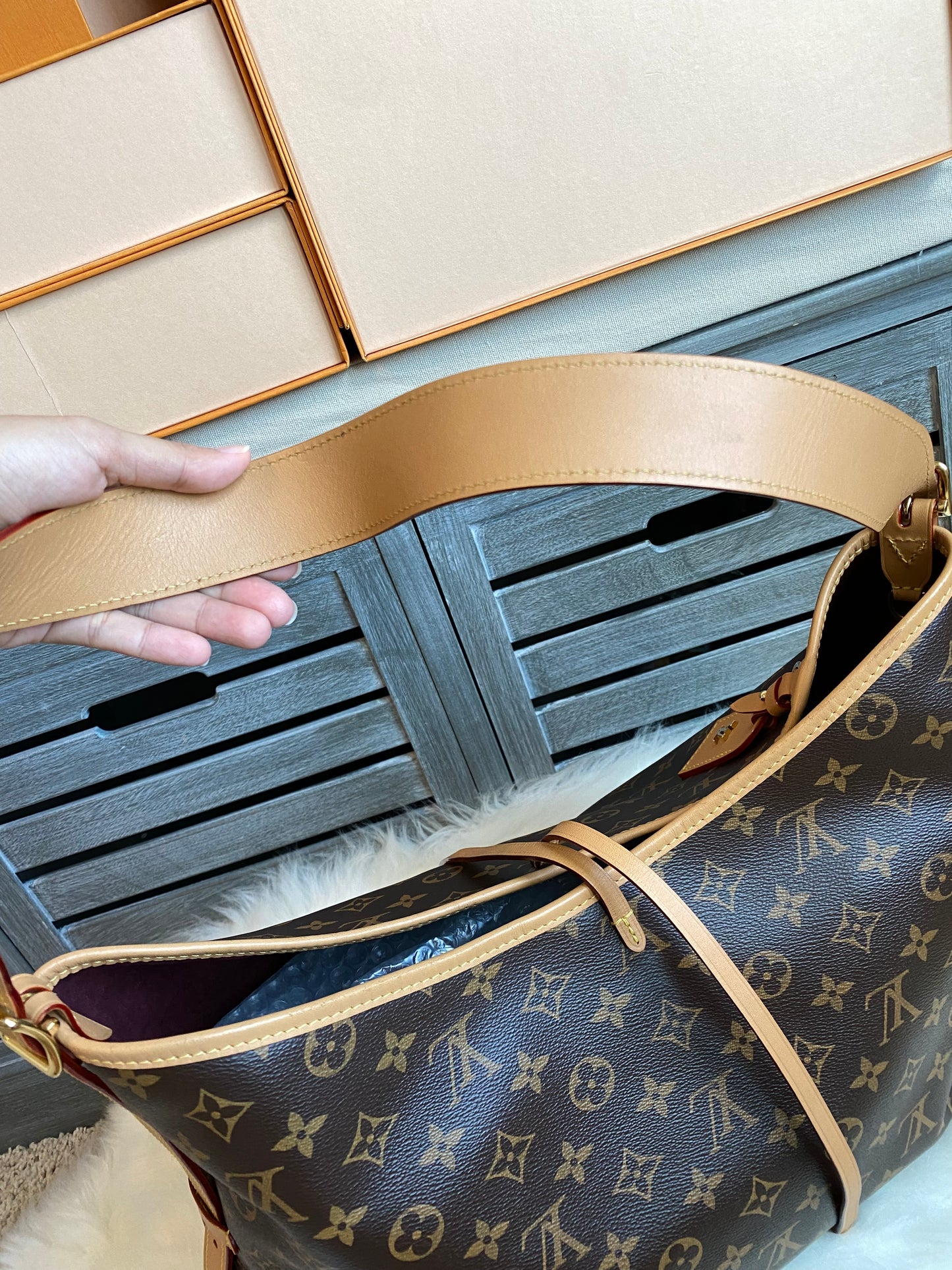 Louis Vuitton CarryAll MM