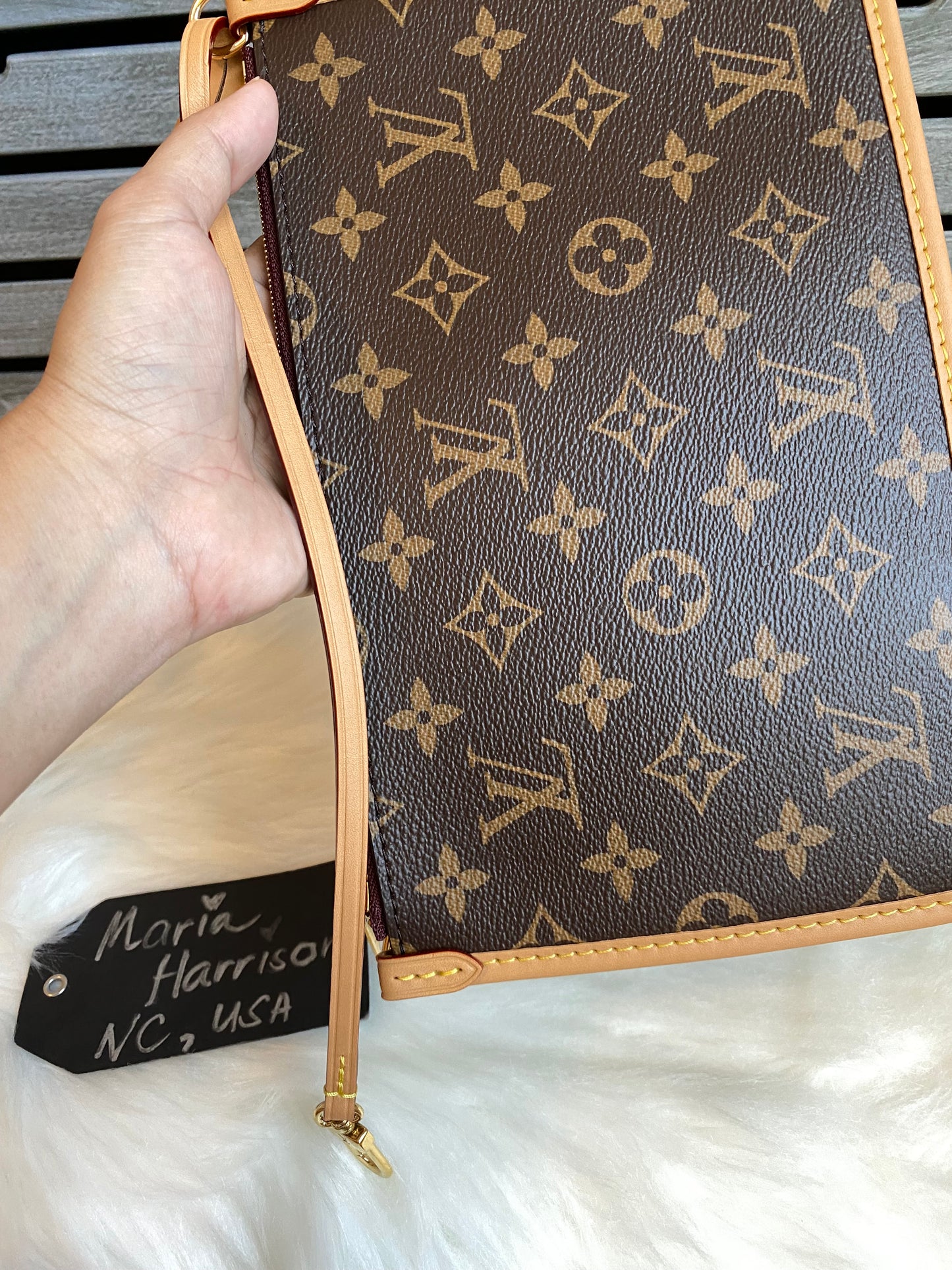 Louis Vuitton CarryAll MM