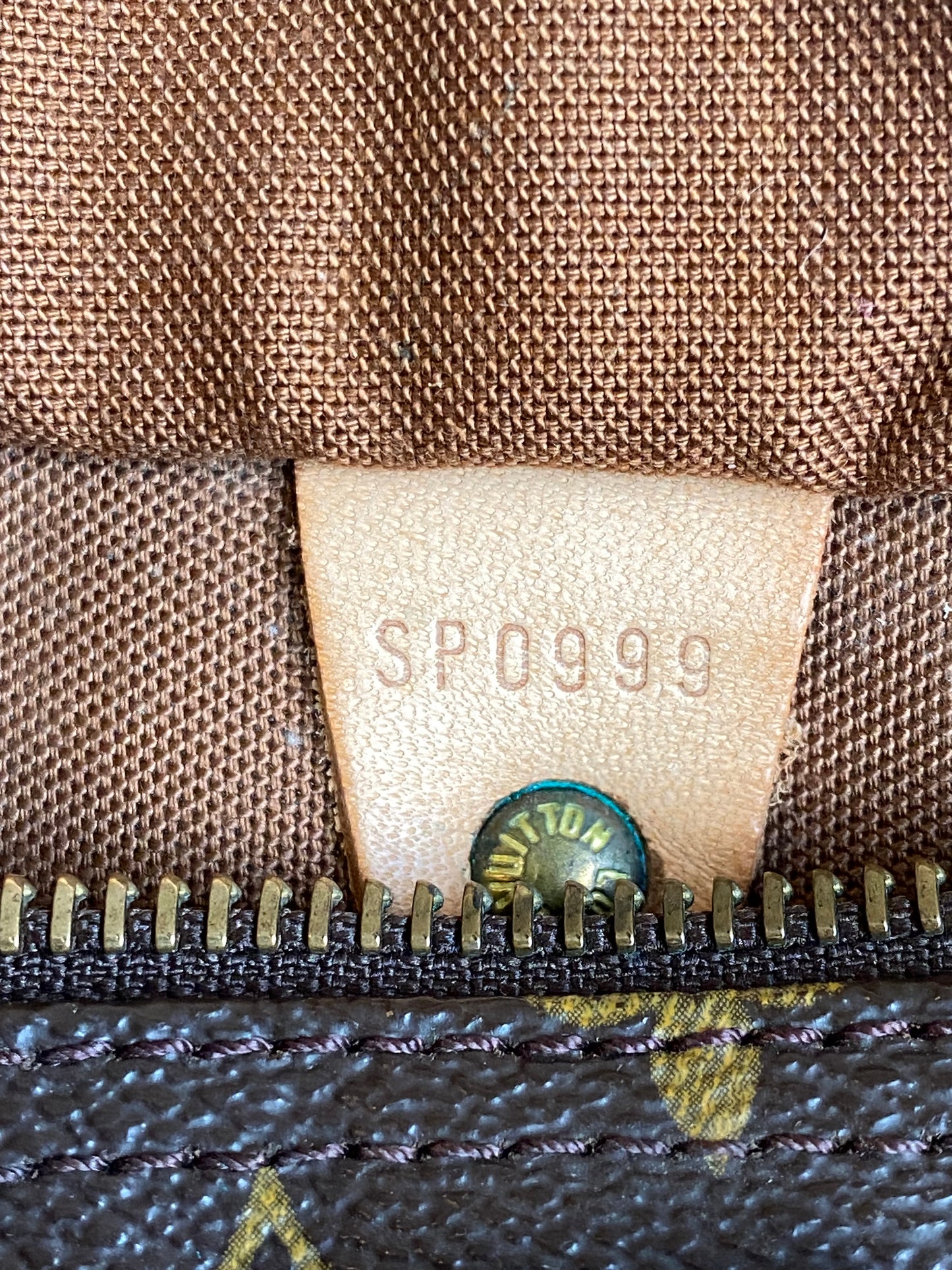 Louis Vuitton Speedy 30