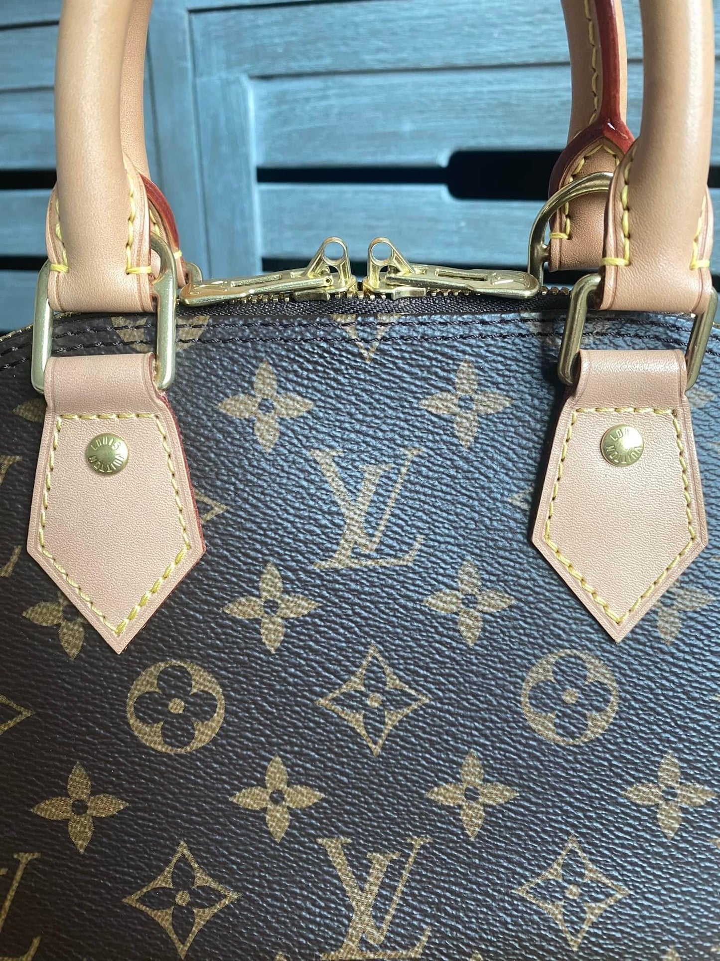 Louis Vuitton Alma BB Monogram
