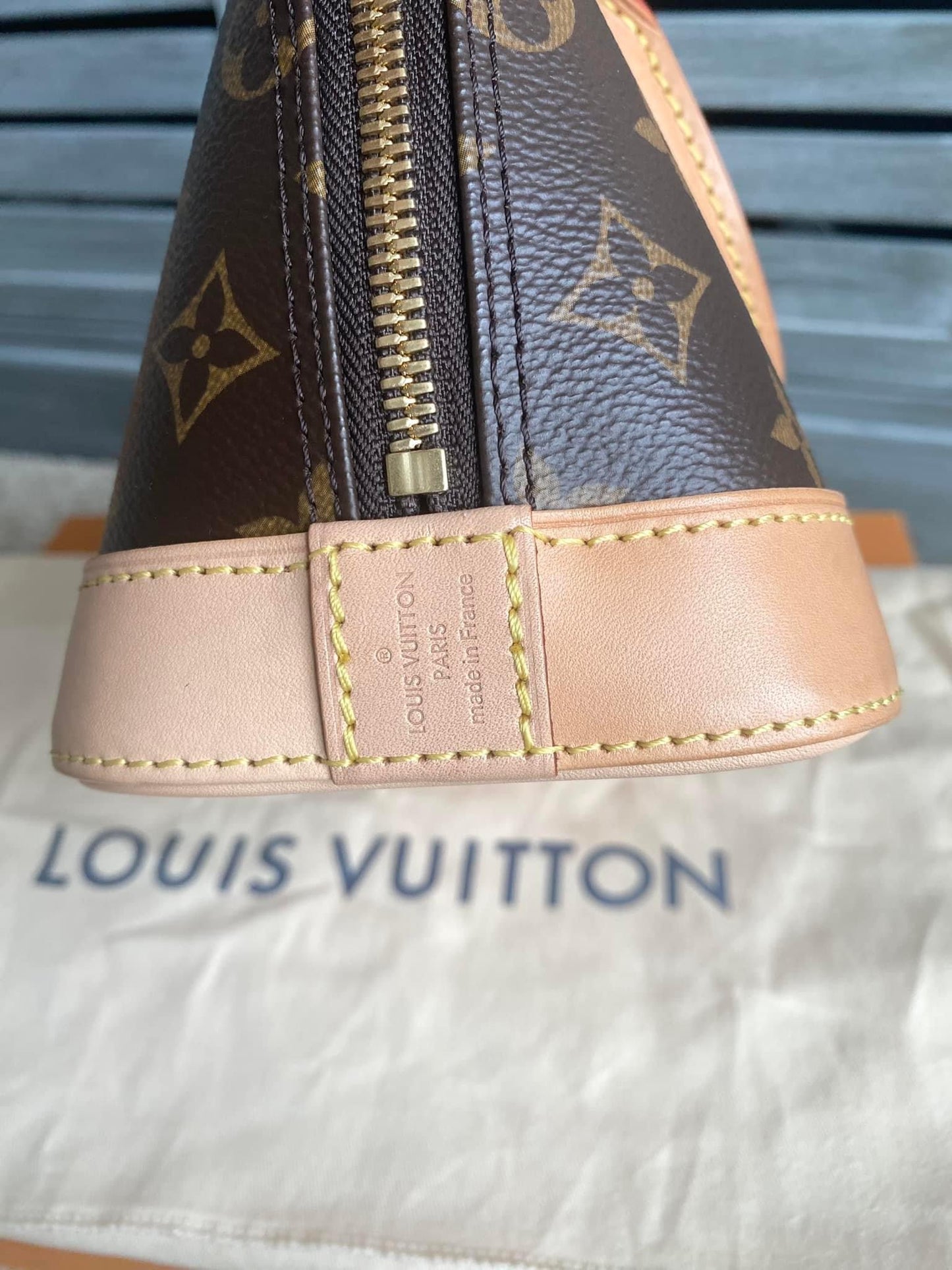 Louis Vuitton Alma BB Monogram