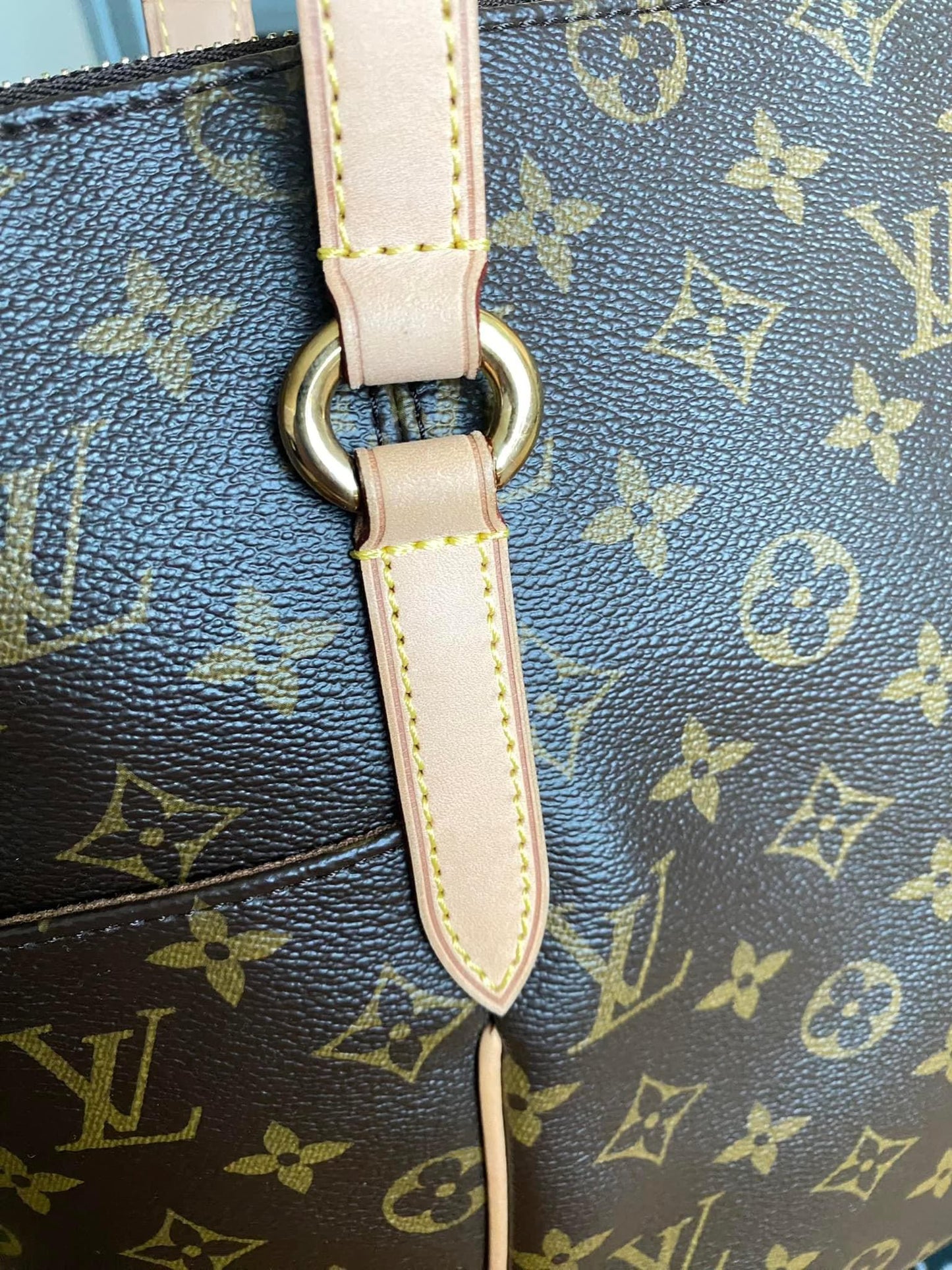Louis Vuitton Totally MM
