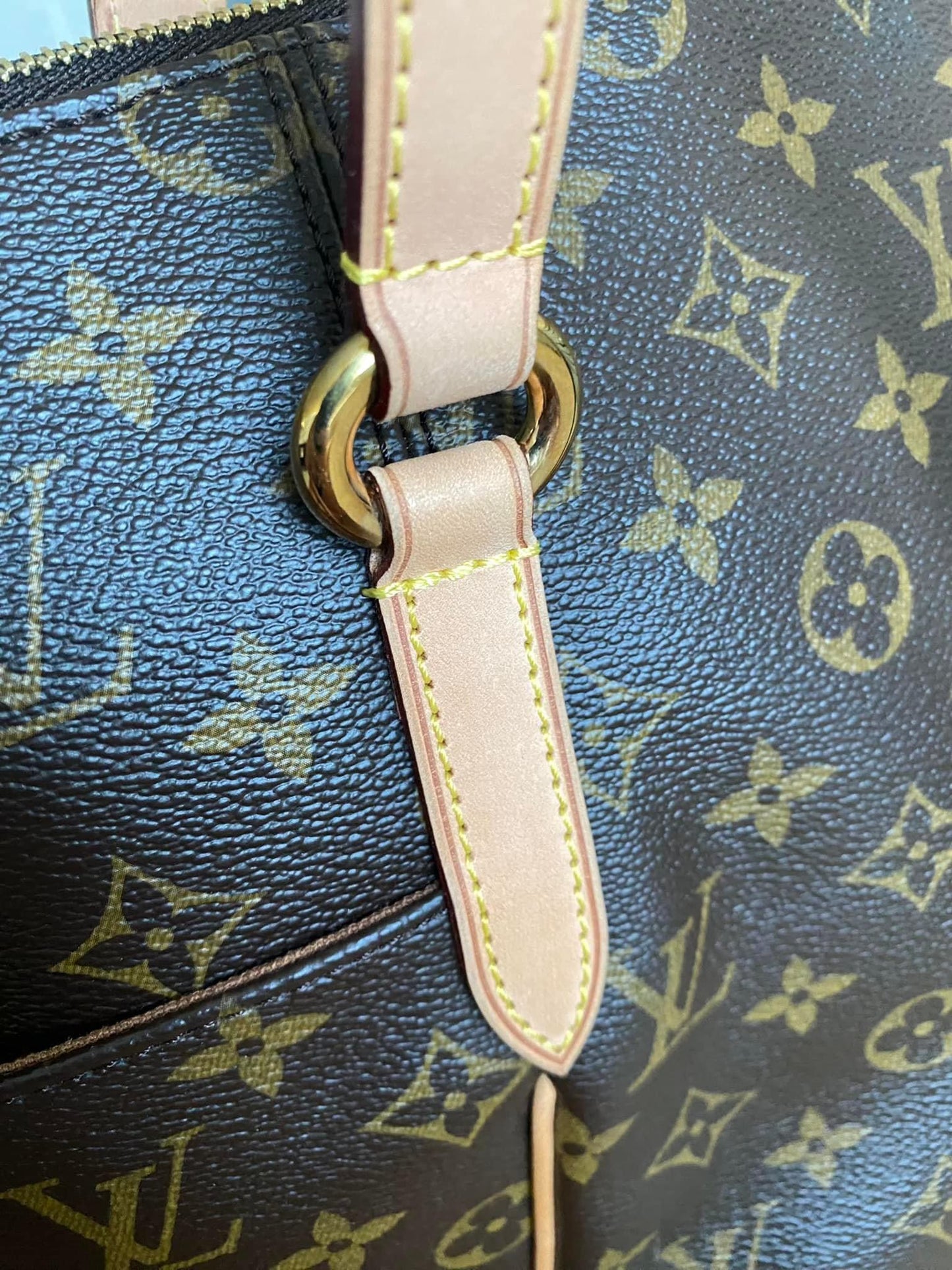 Louis Vuitton Totally MM