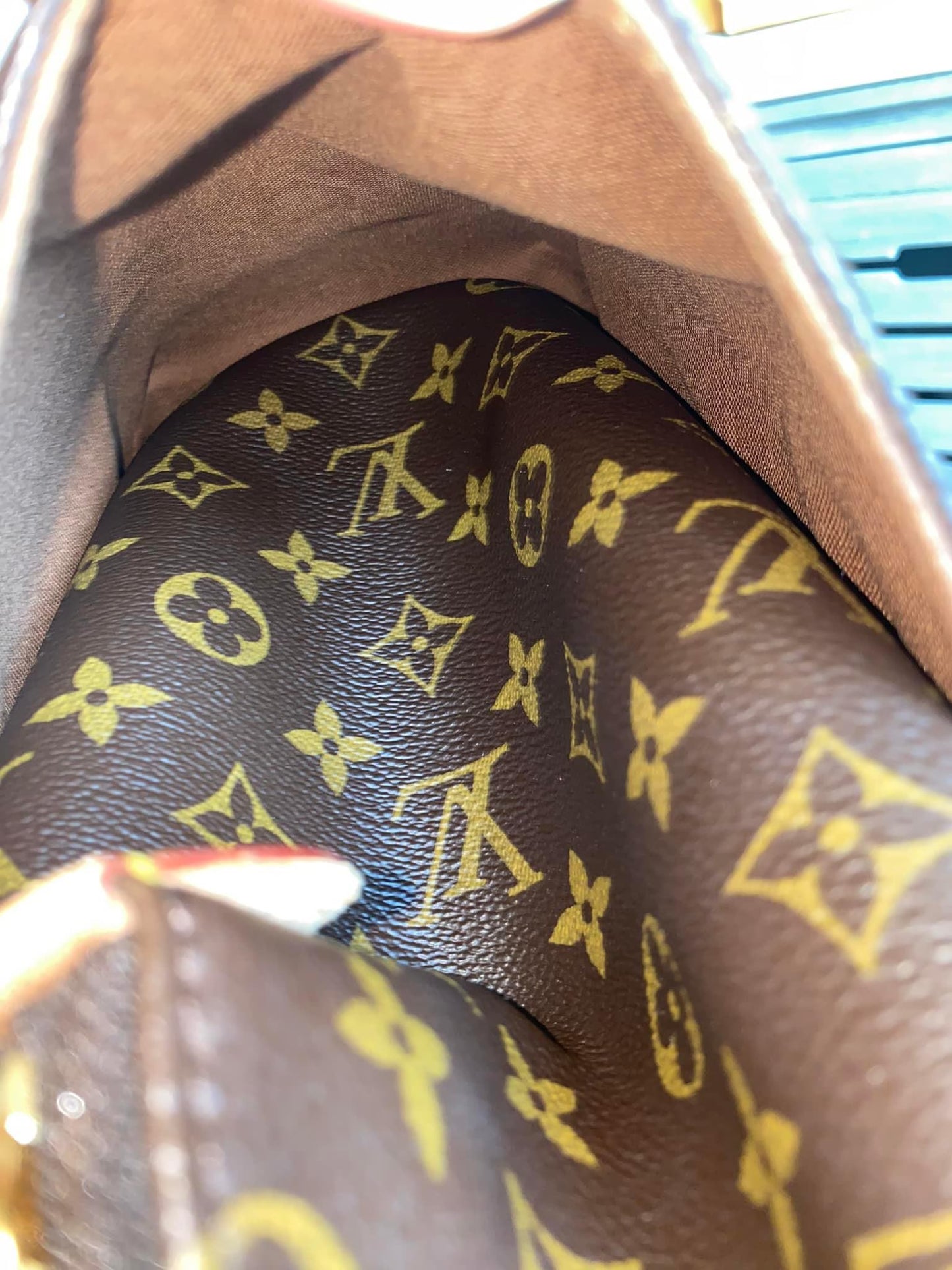 Louis Vuitton Totally MM