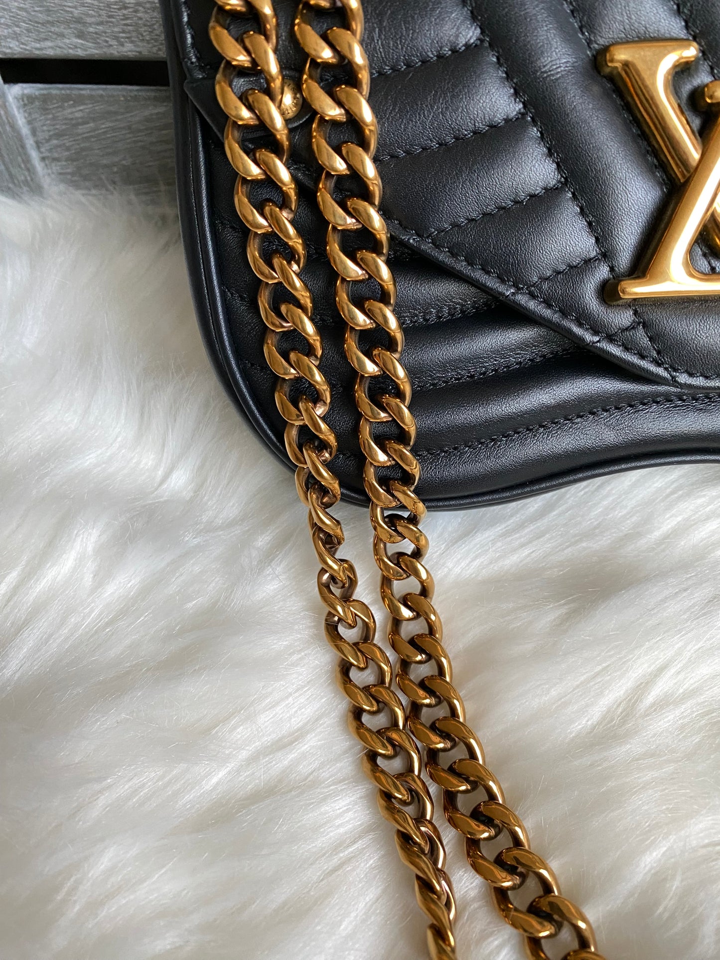 Louis Vuitton New Wave Chain PM