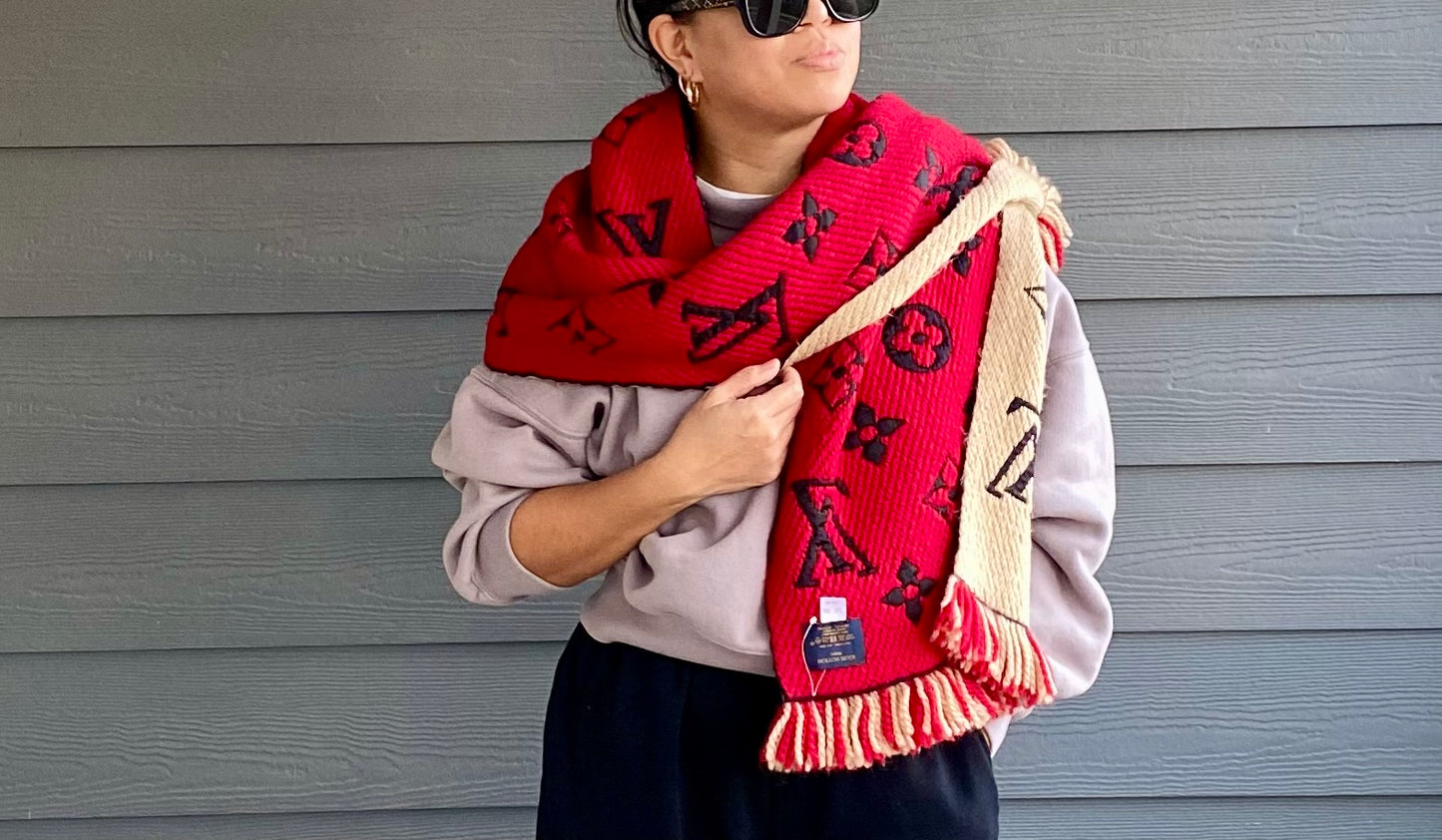 Louis Vuitton ๐๐จ๐จ๐ฅ/๐๐ข๐ฅ๐ค ๐๐จ๐ ๐จ๐ฆ๐๐ง๐ข๐ ๐๐ฎ๐จ ๐๐๐๐ซ๐