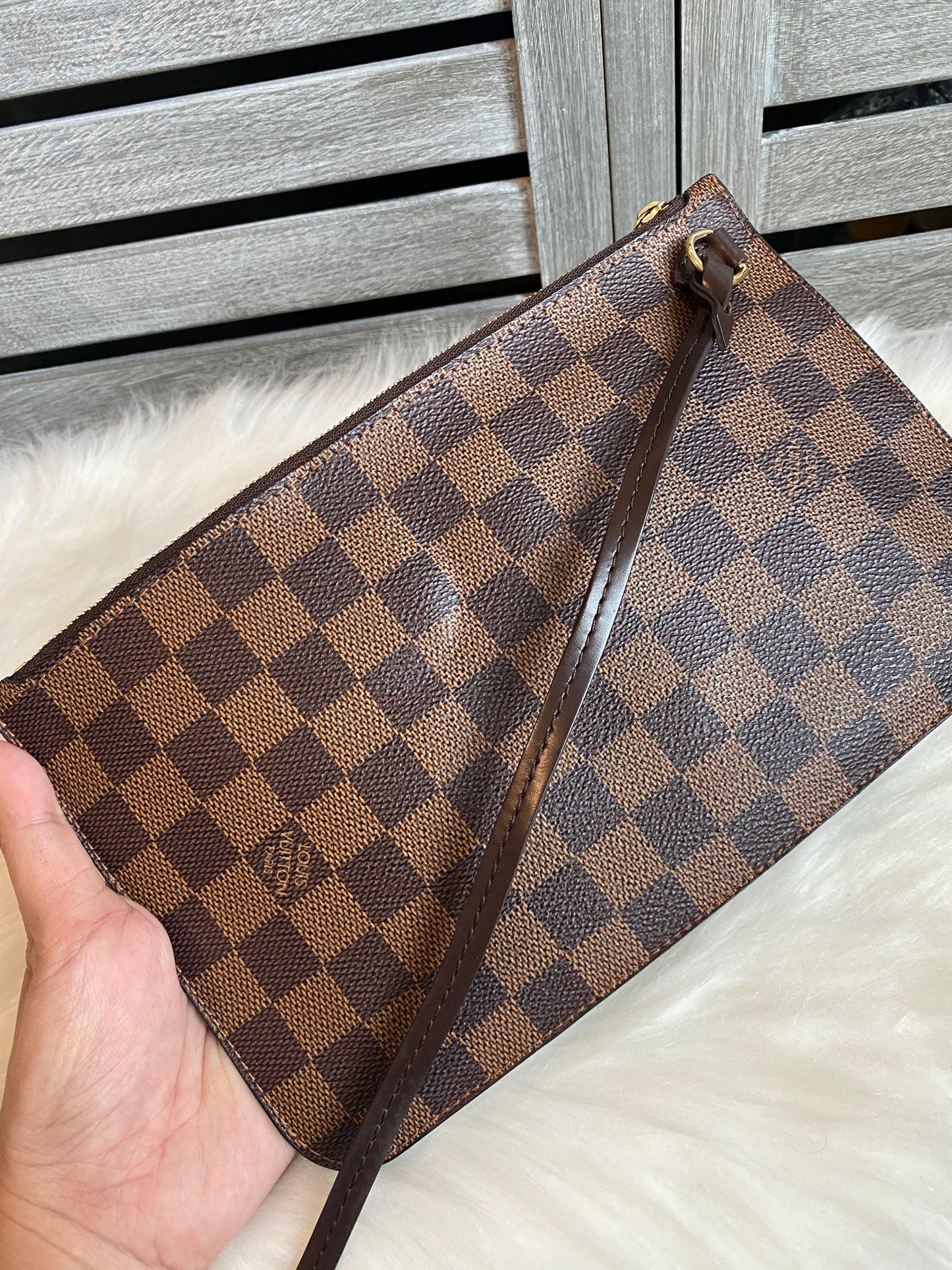 Louis Vuitton Neverfull MM With Pouch