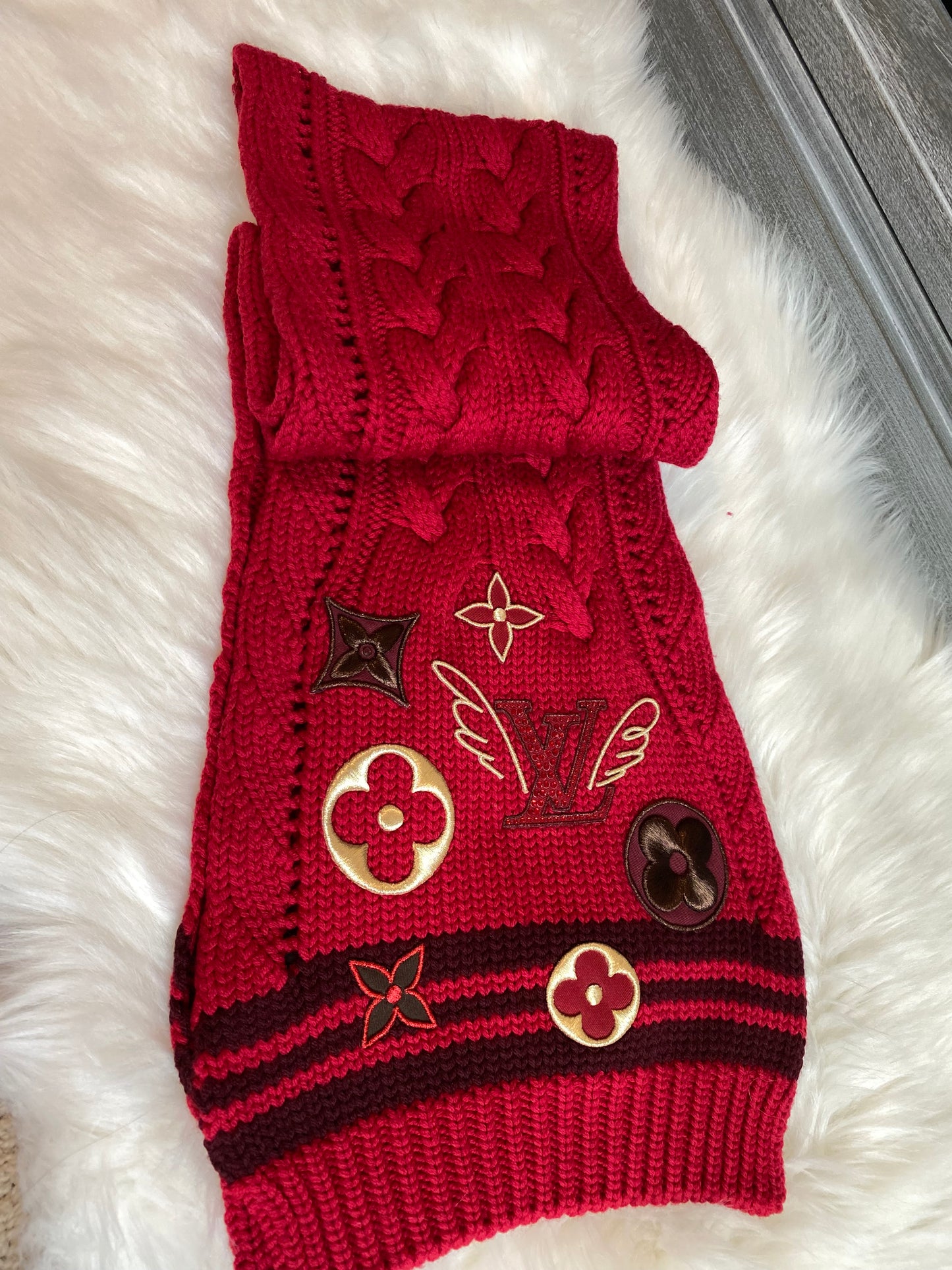 Louis Vuitton 100% Wool Columbia Knit Scarf