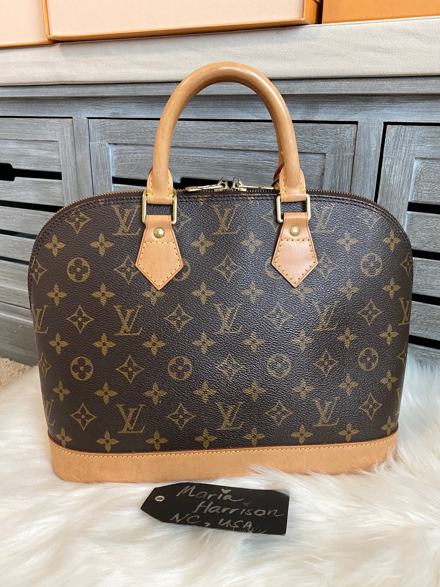 Louis Vuitton Alma PM
