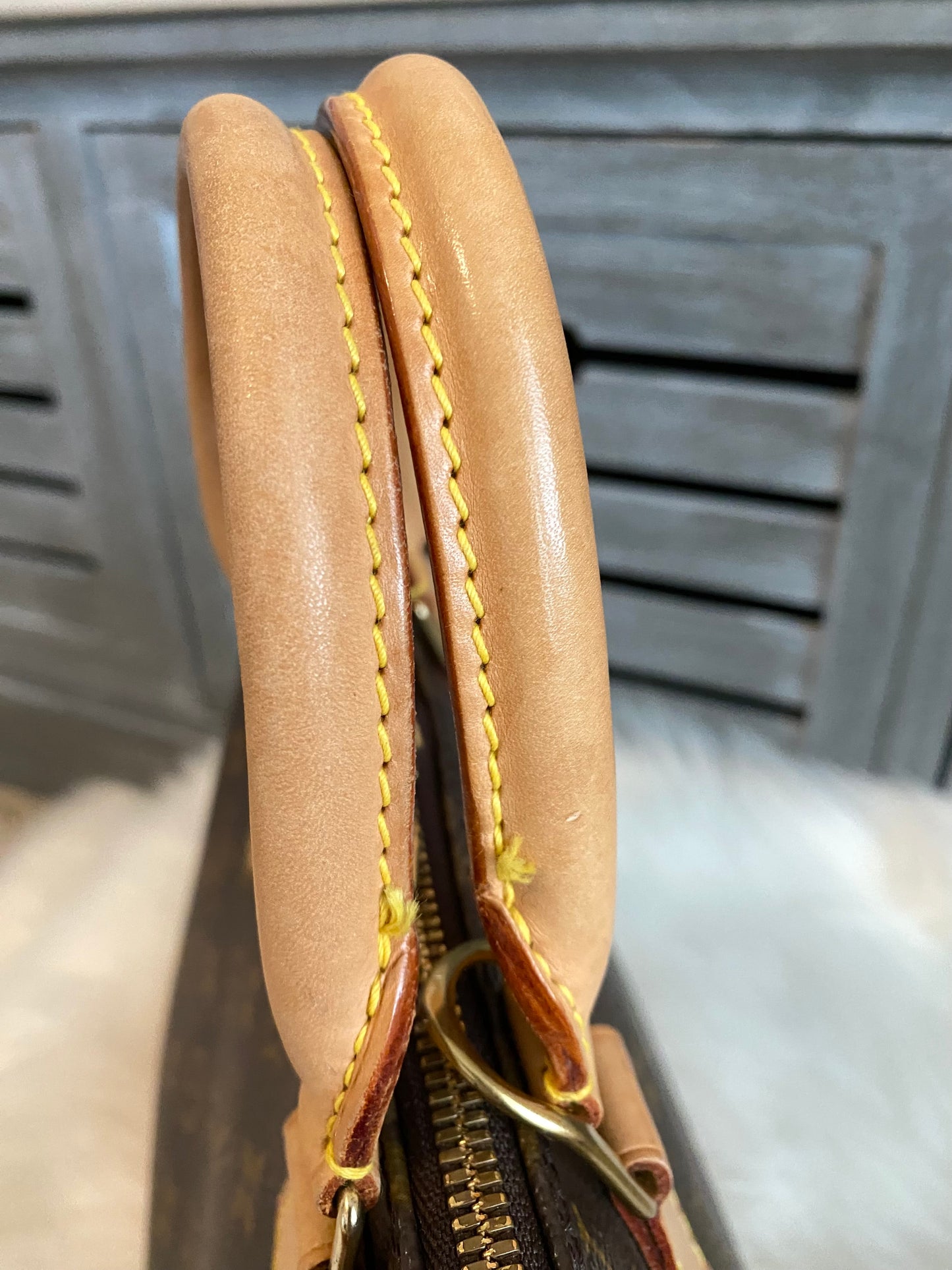 Louis Vuitton Alma PM