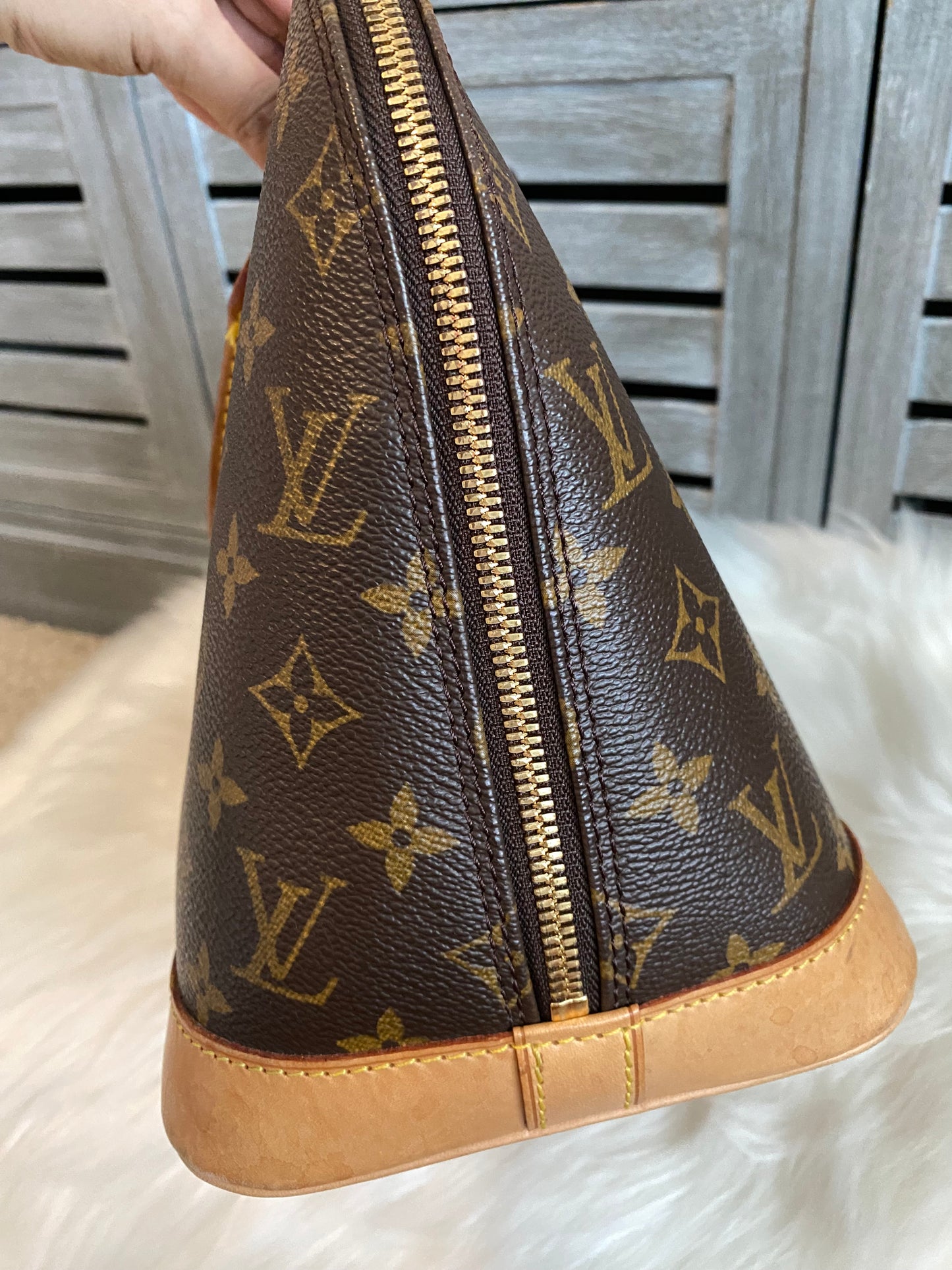 Louis Vuitton Alma PM