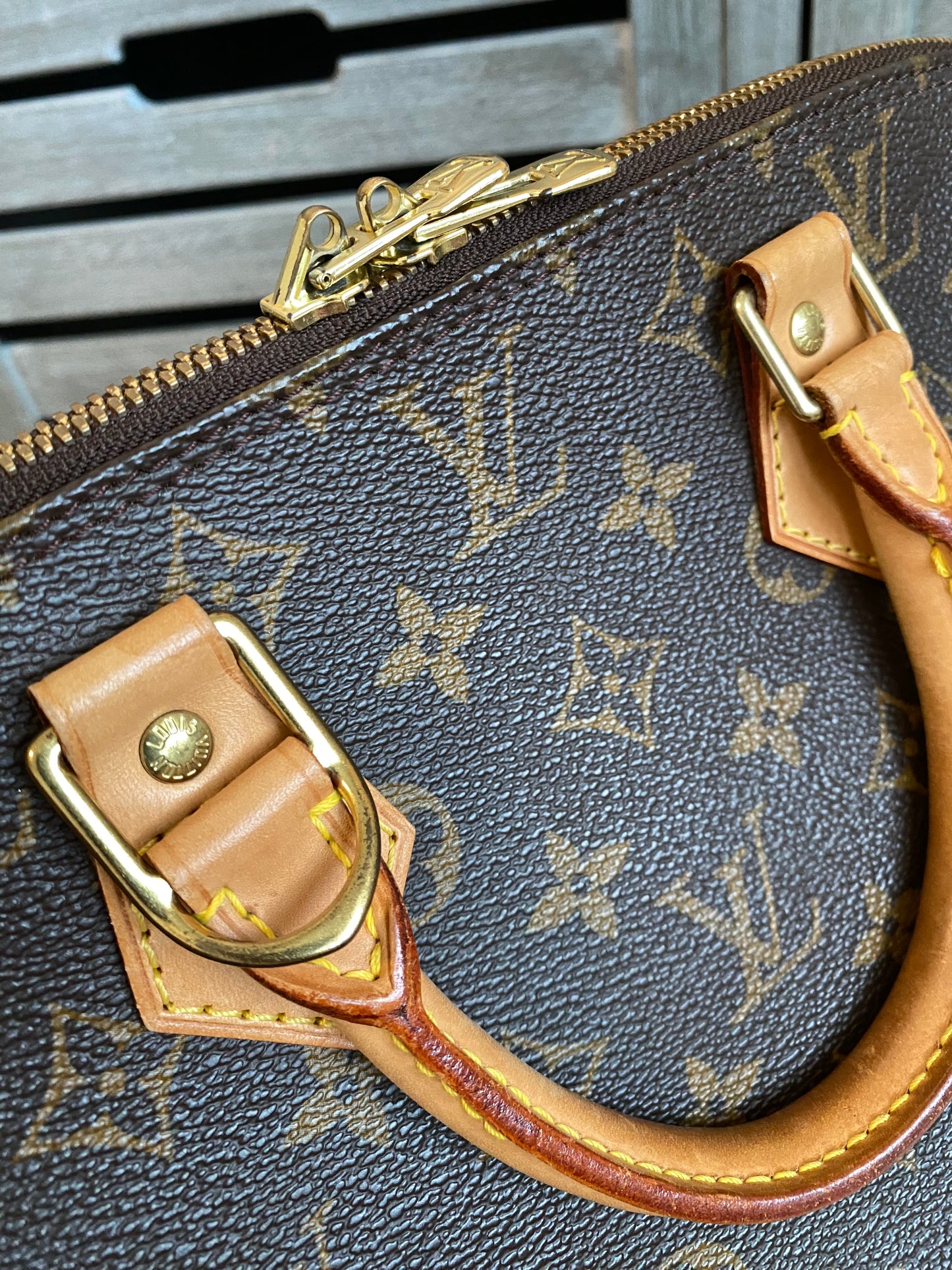 Louis Vuitton Alma PM