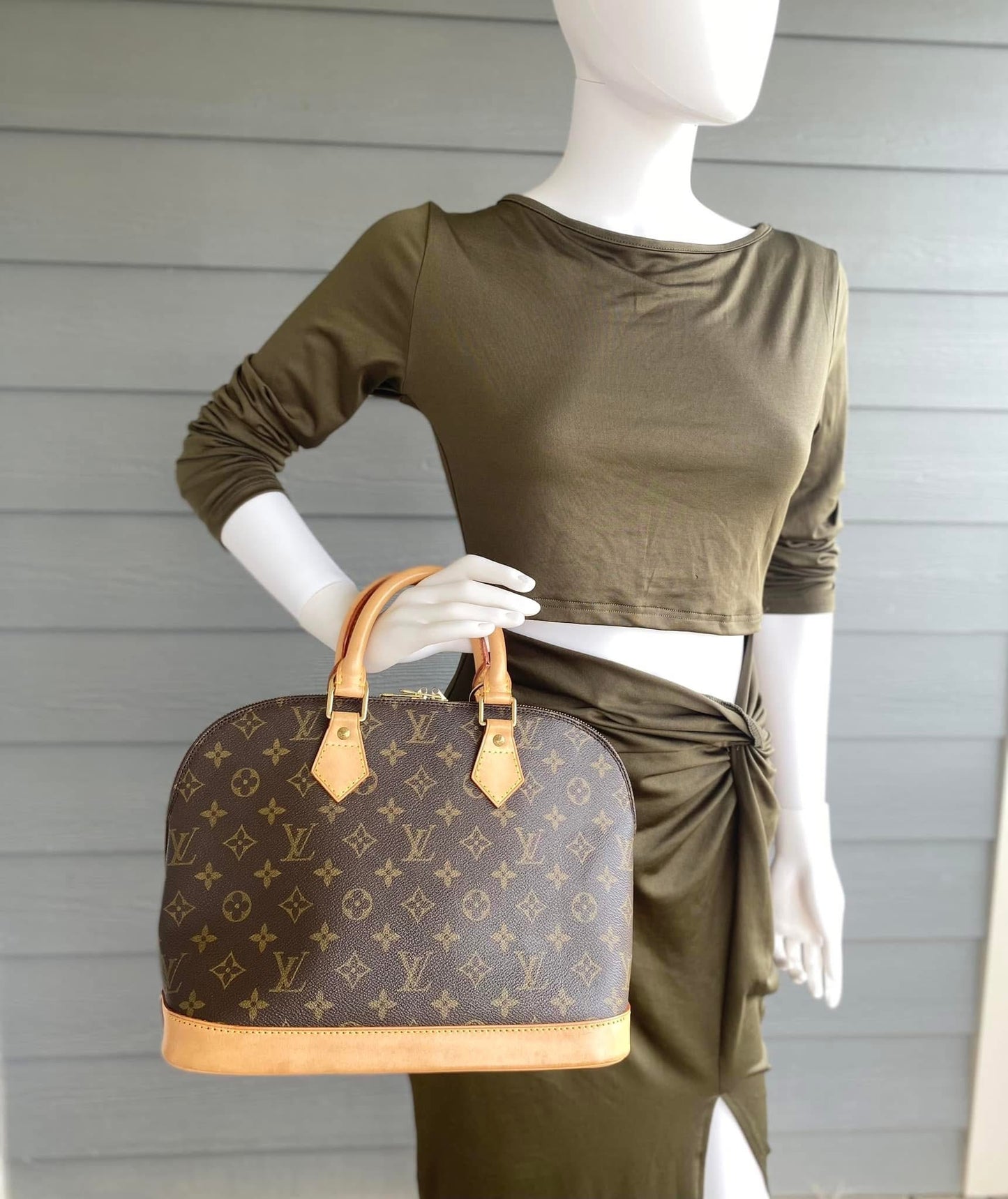 Louis Vuitton Alma PM