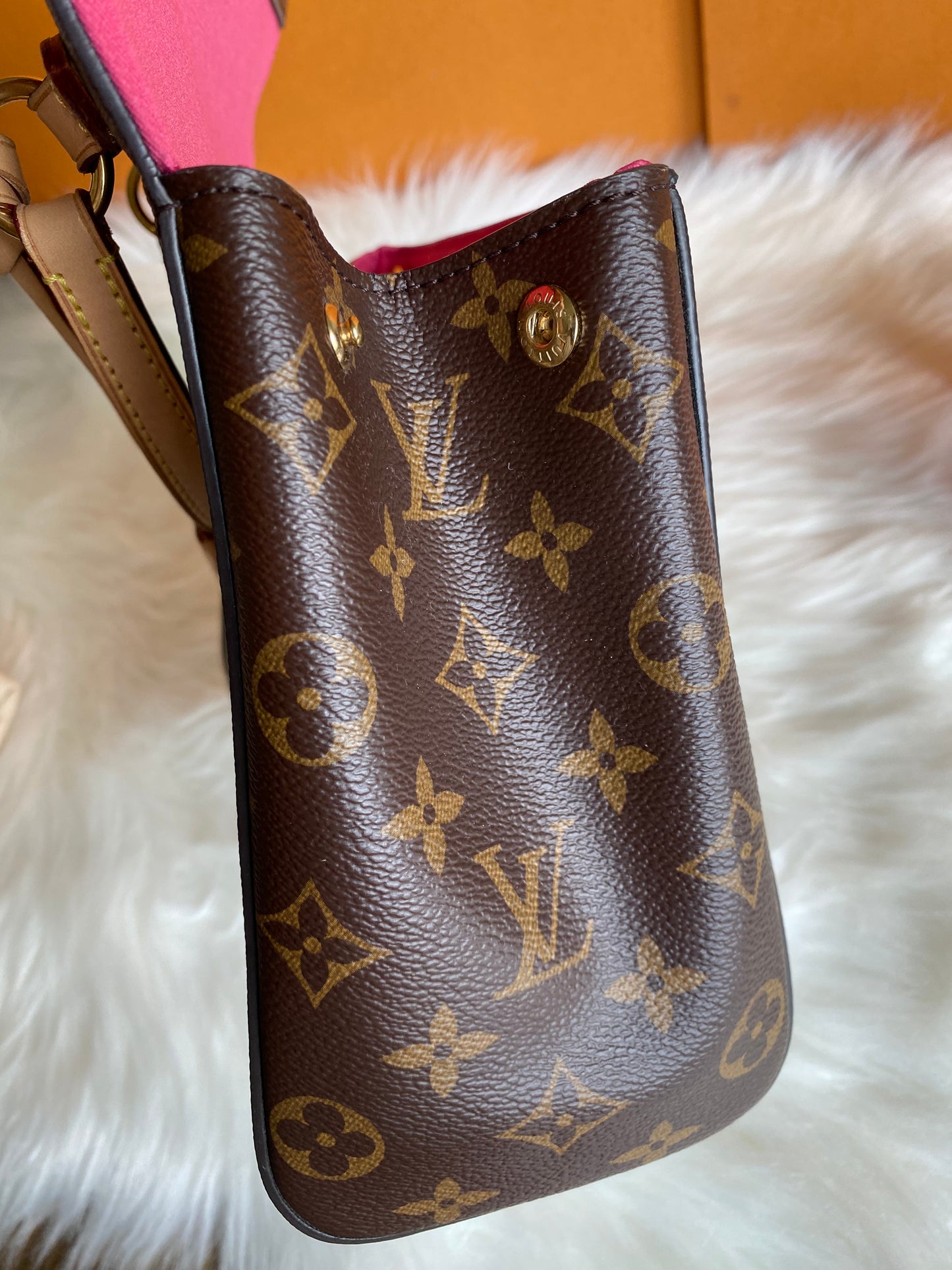 Louis Vuitton Cluny BB