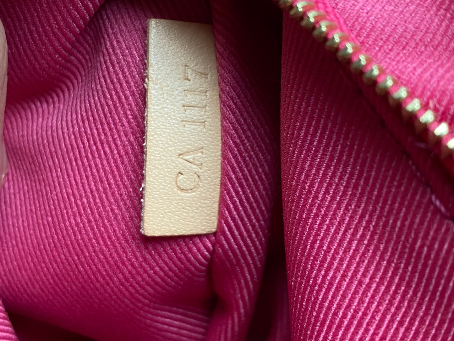 Louis Vuitton Cluny BB