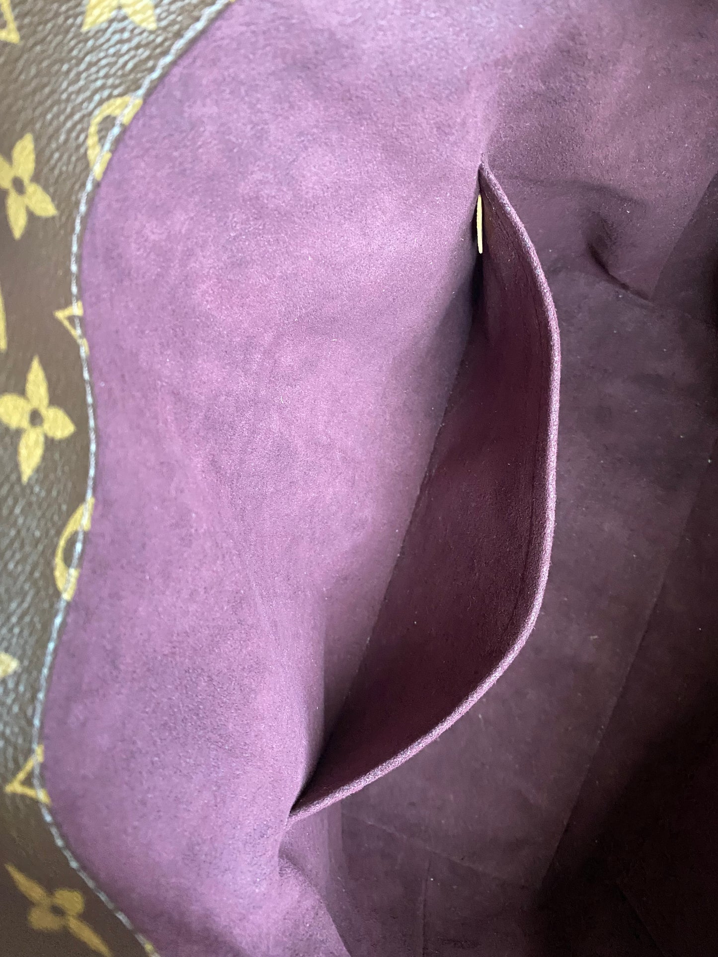 Louis Vuitton Melie Hobo