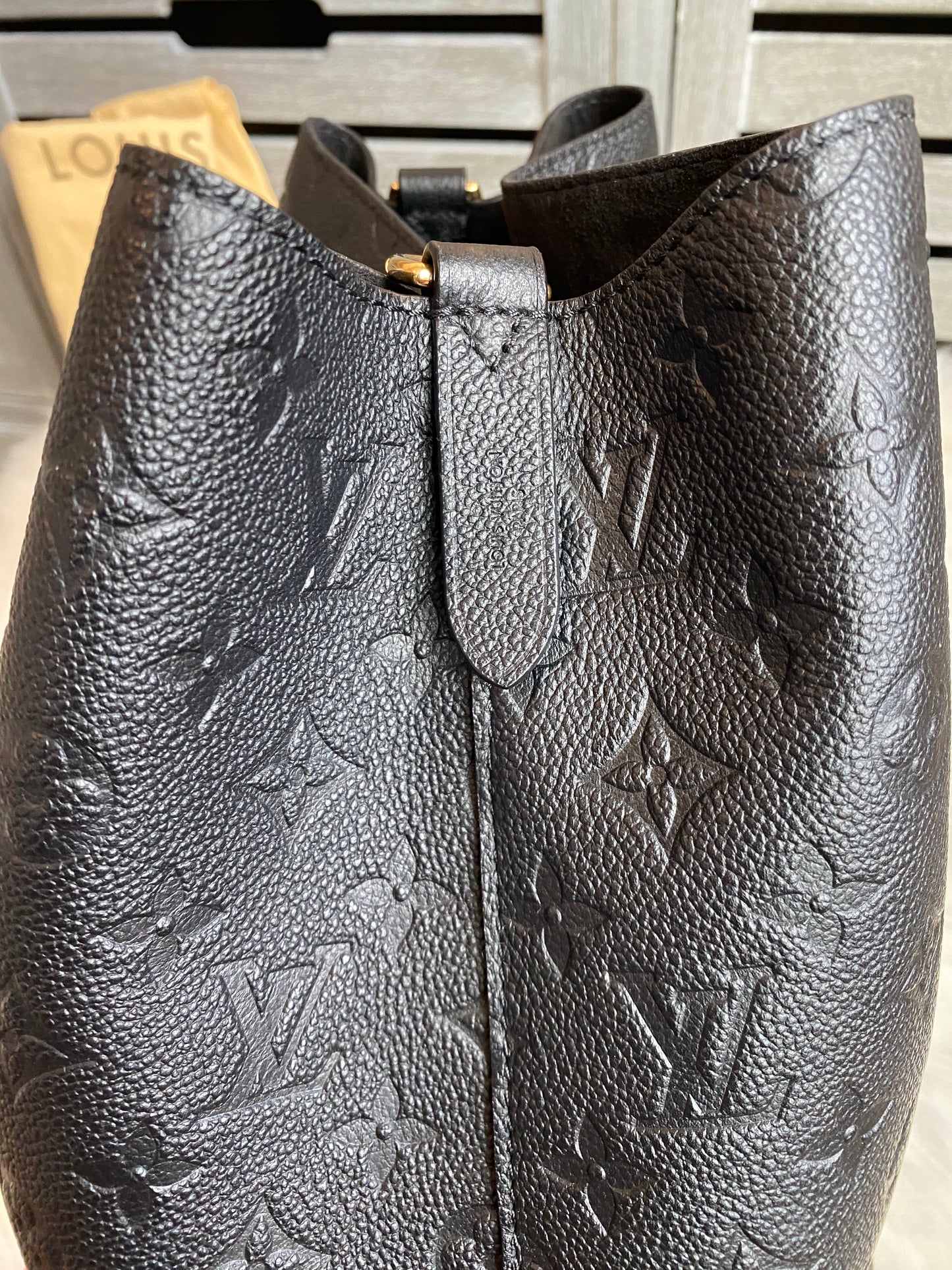 Louis Vuitton NeoNoe Black Empreinte