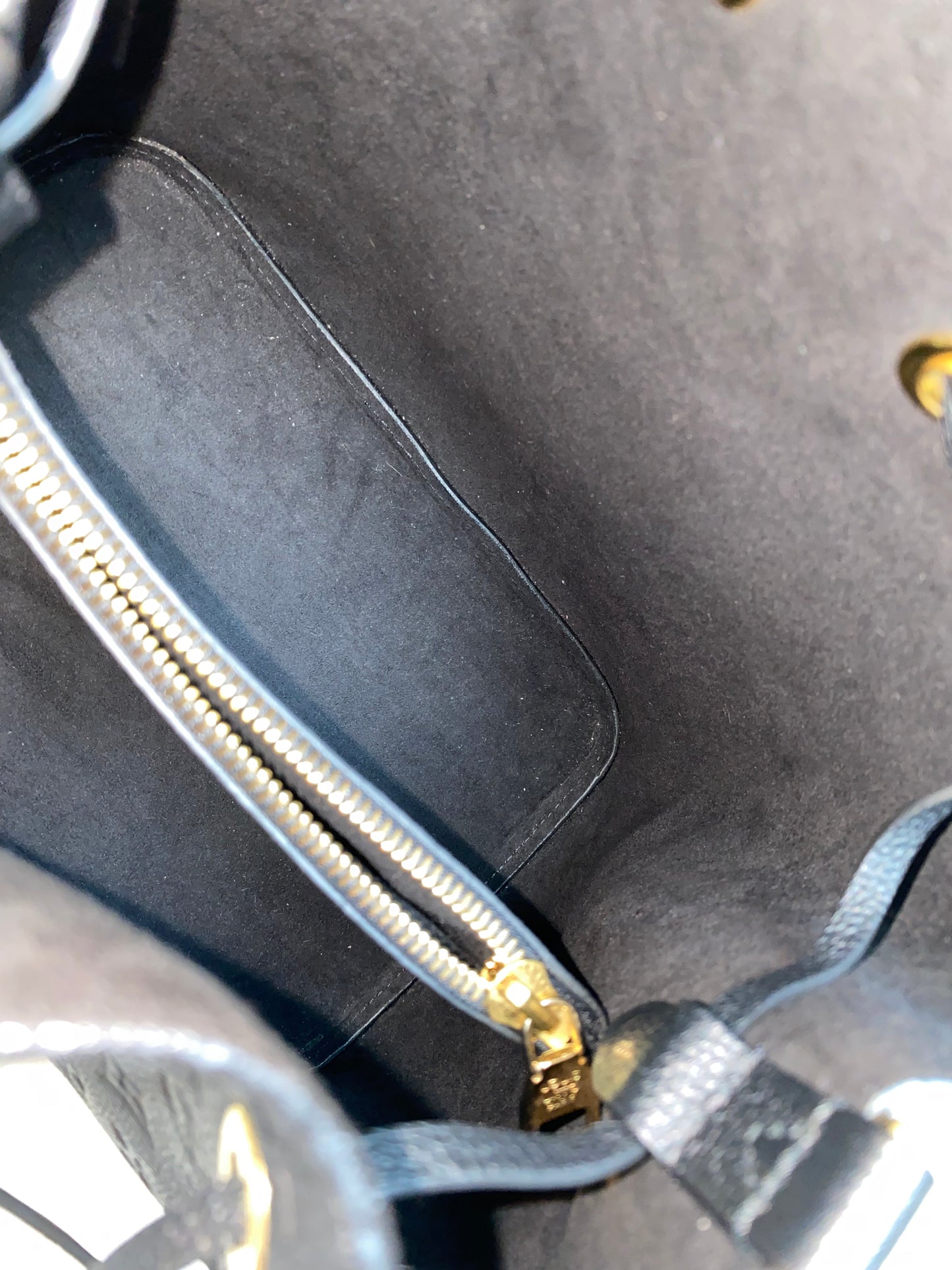Louis Vuitton NeoNoe Black Empreinte