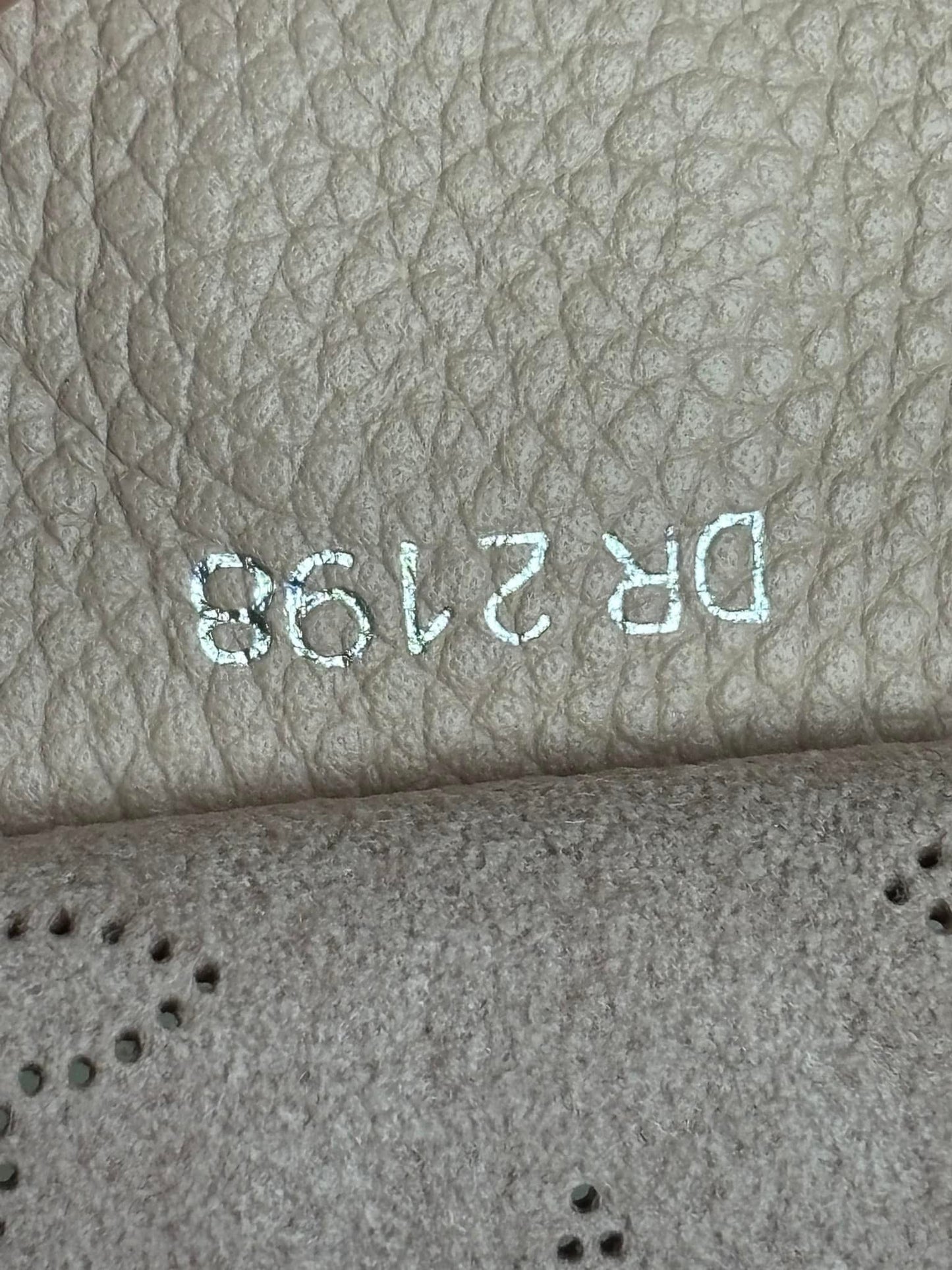 Louis Vuitton Magnolia Monogram Mahina Leather PM