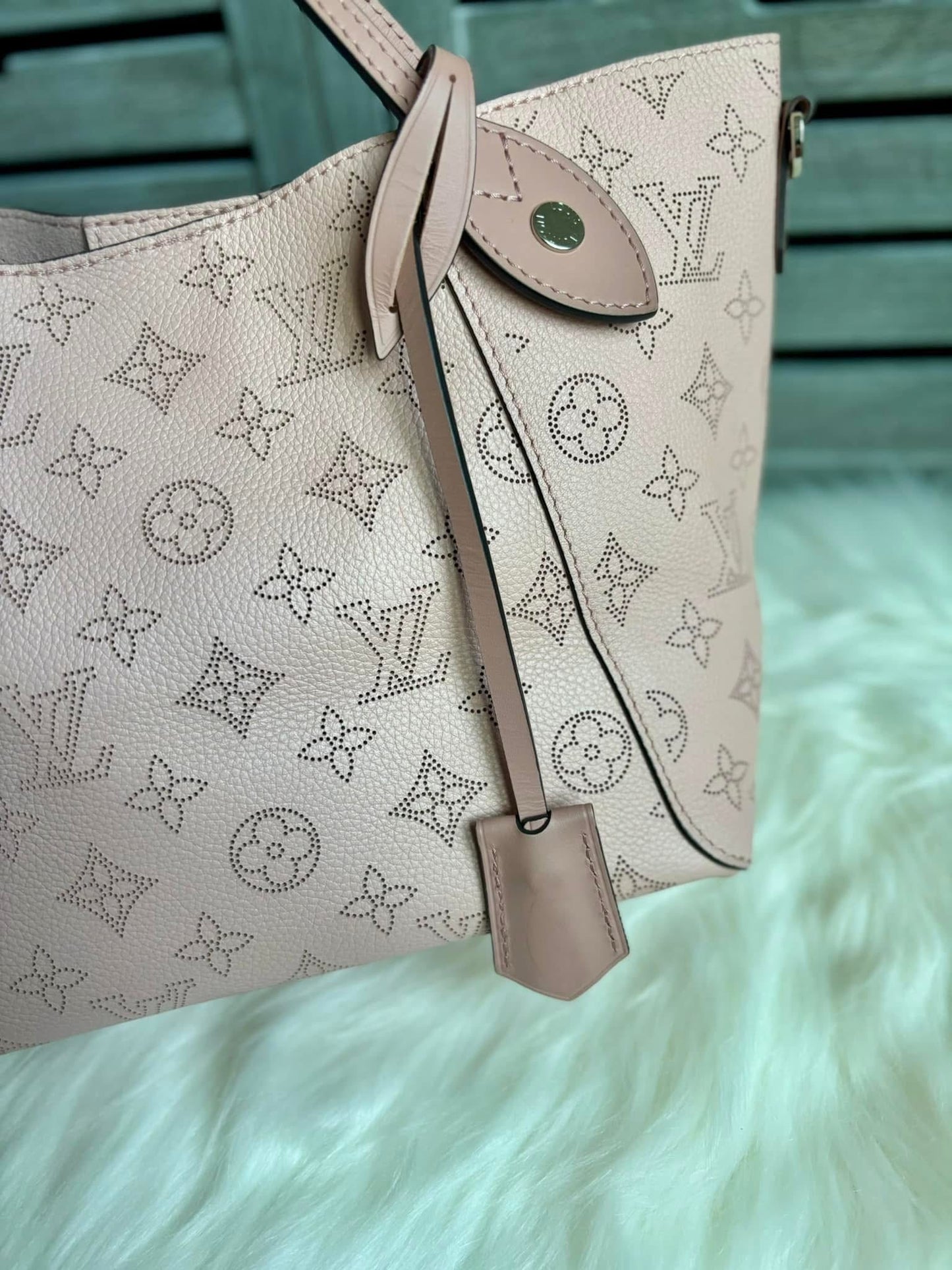 Louis Vuitton Magnolia Monogram Mahina Leather PM
