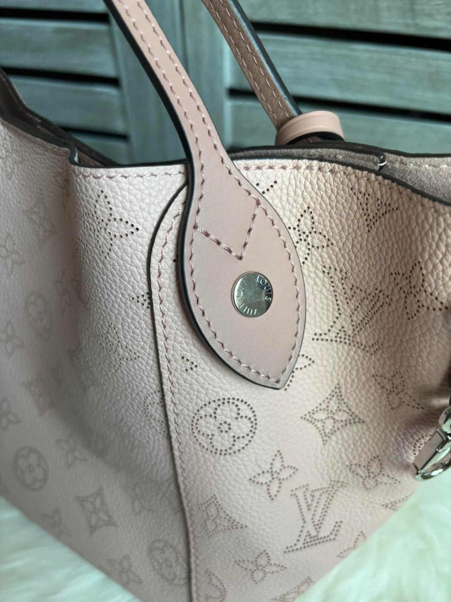 Louis Vuitton Magnolia Monogram Mahina Leather PM