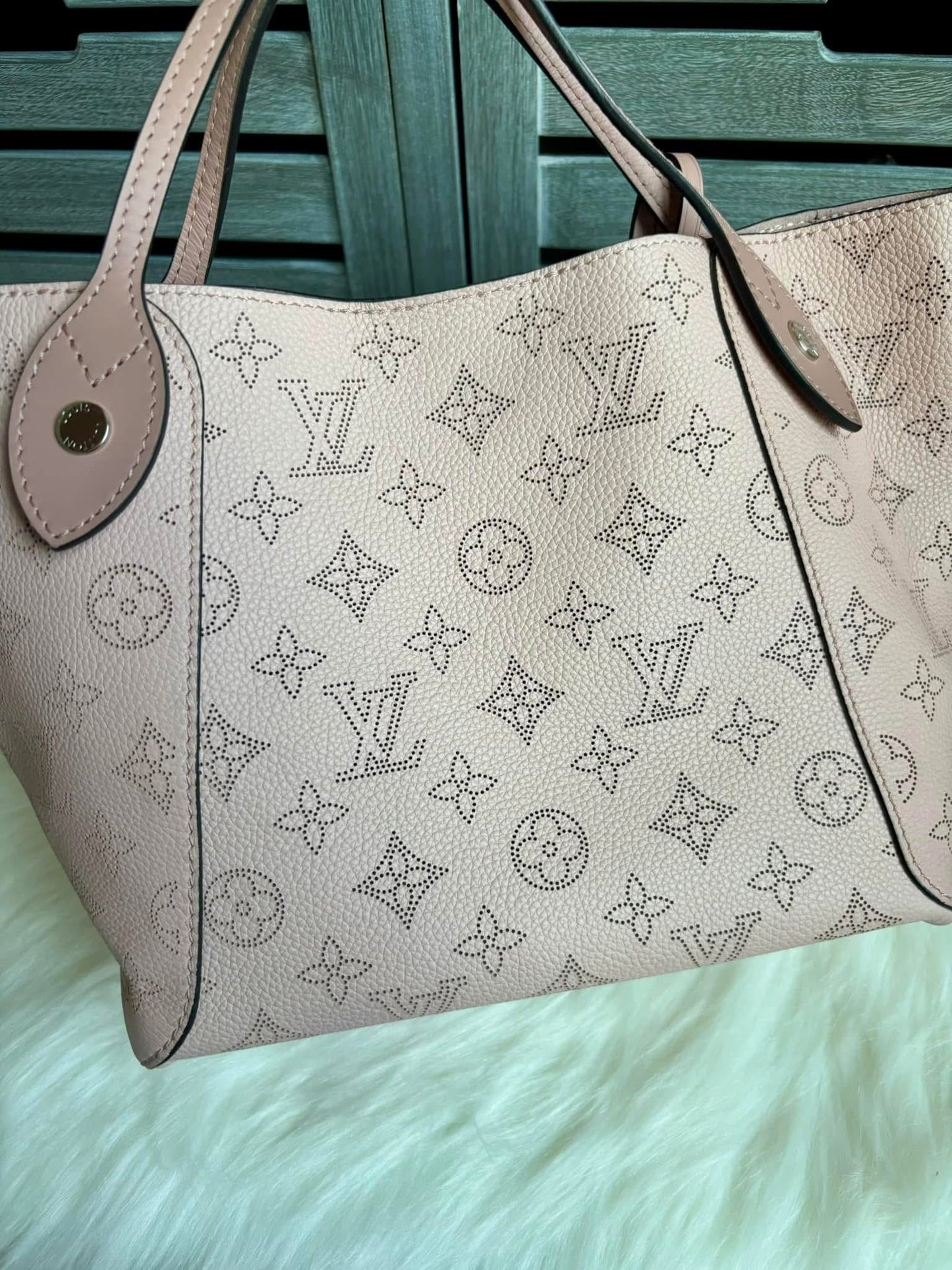 Louis Vuitton Magnolia Monogram Mahina Leather PM