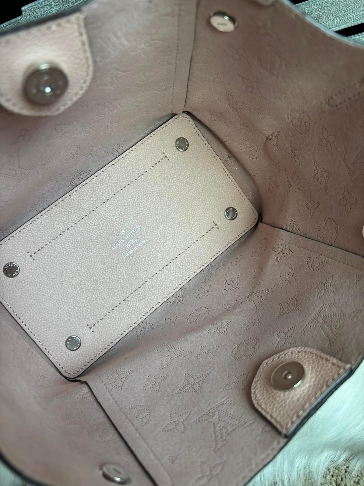 Louis Vuitton Magnolia Monogram Mahina Leather PM
