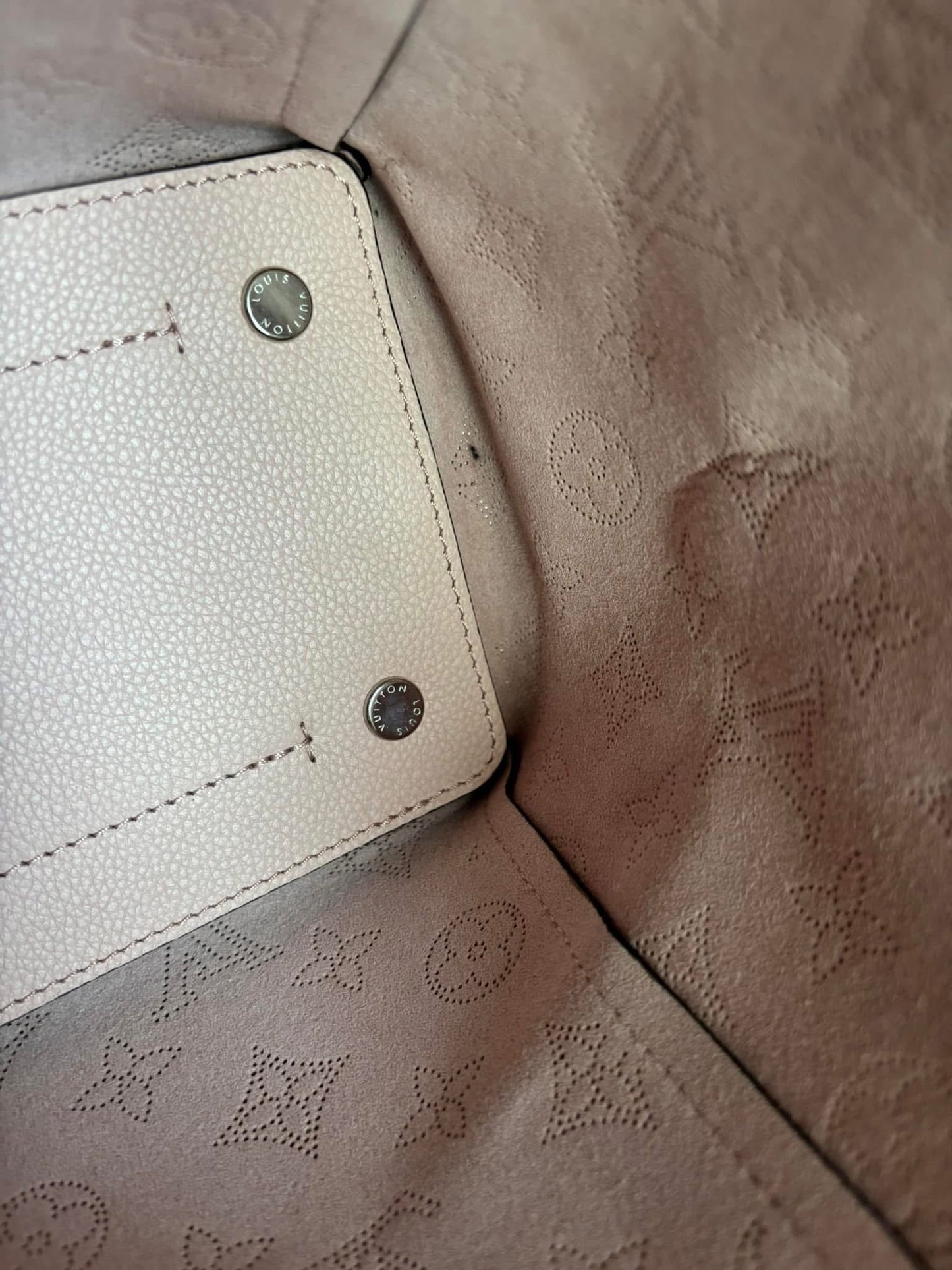 Louis Vuitton Magnolia Monogram Mahina Leather PM