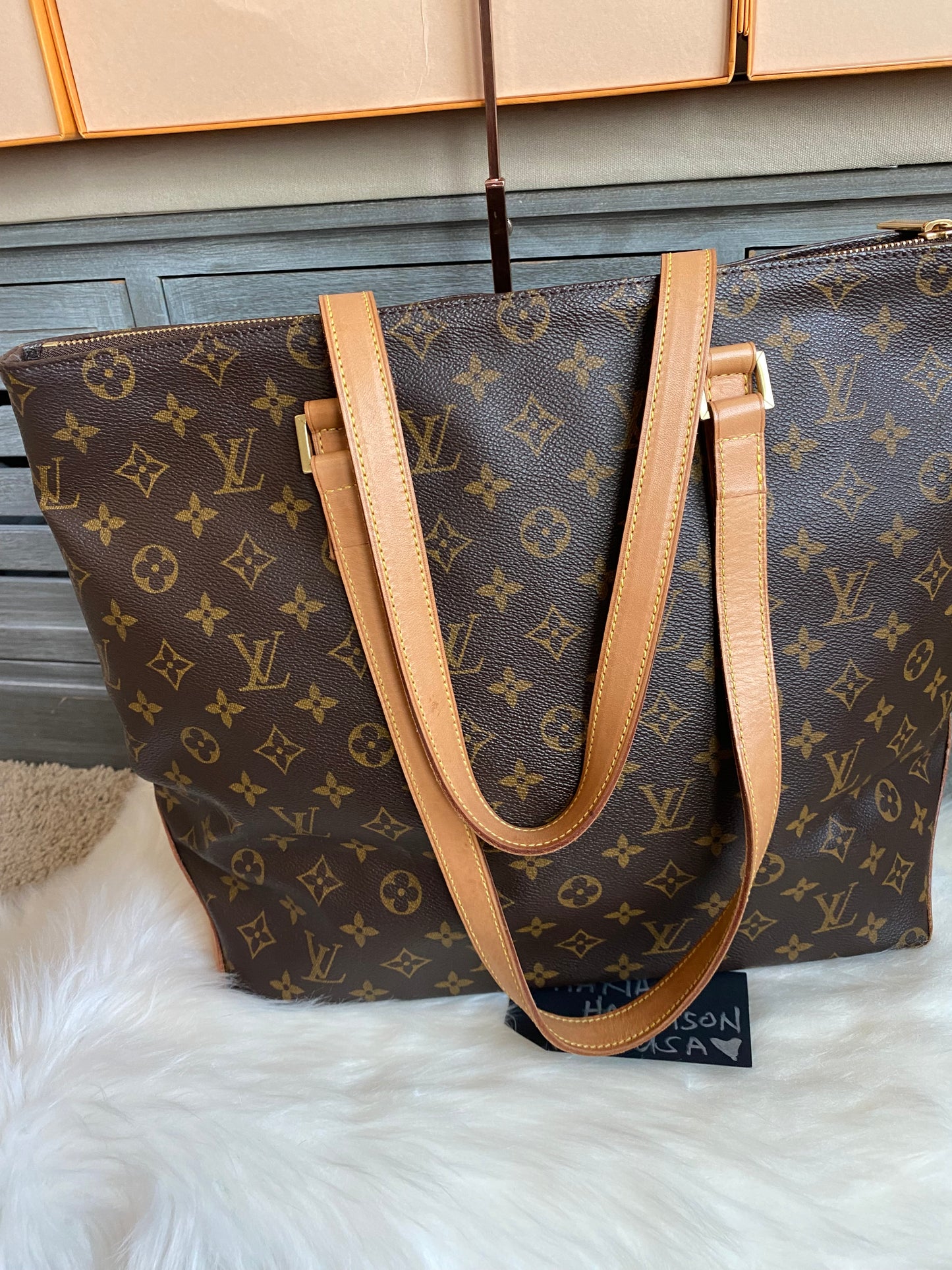 Louis Vuitton Cabas Mezzo