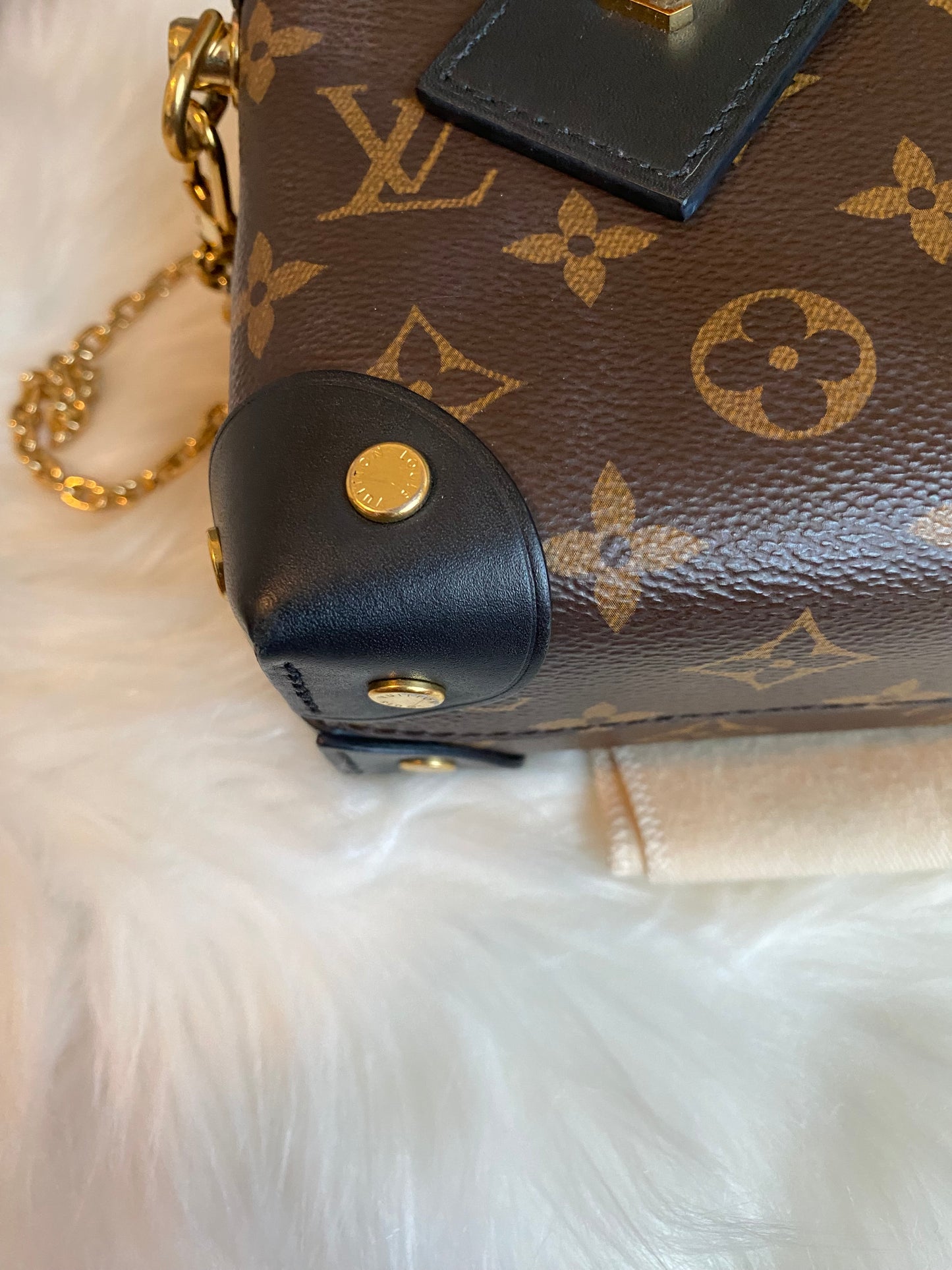 Louis Vuitton Petite Malle Souple Black/Noir