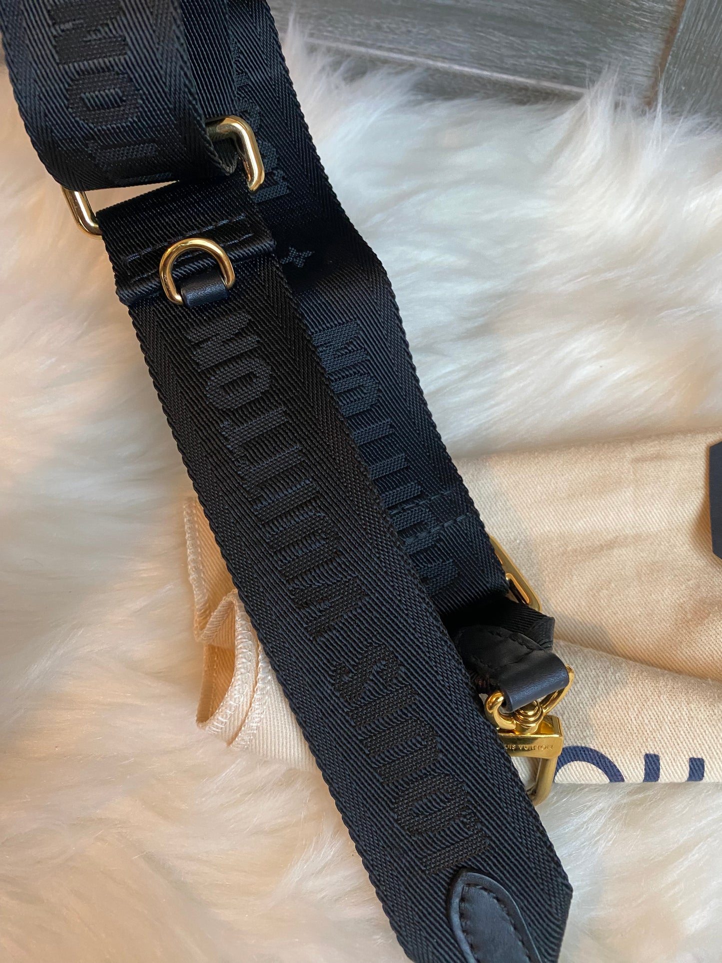 Louis Vuitton Petite Malle Souple Black/Noir