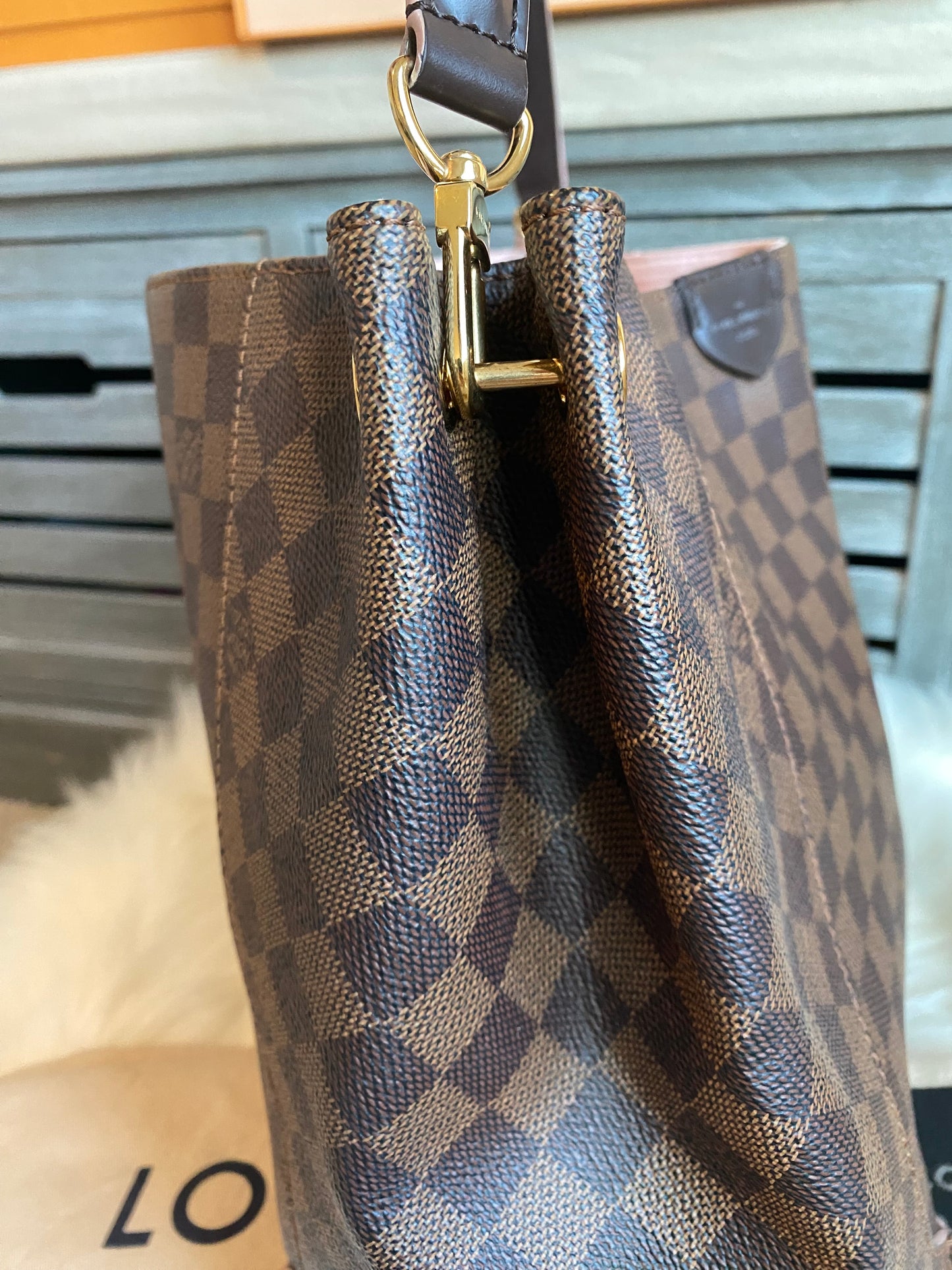 Louis Vuitton Caissa Hobo PM Rose Ballerine