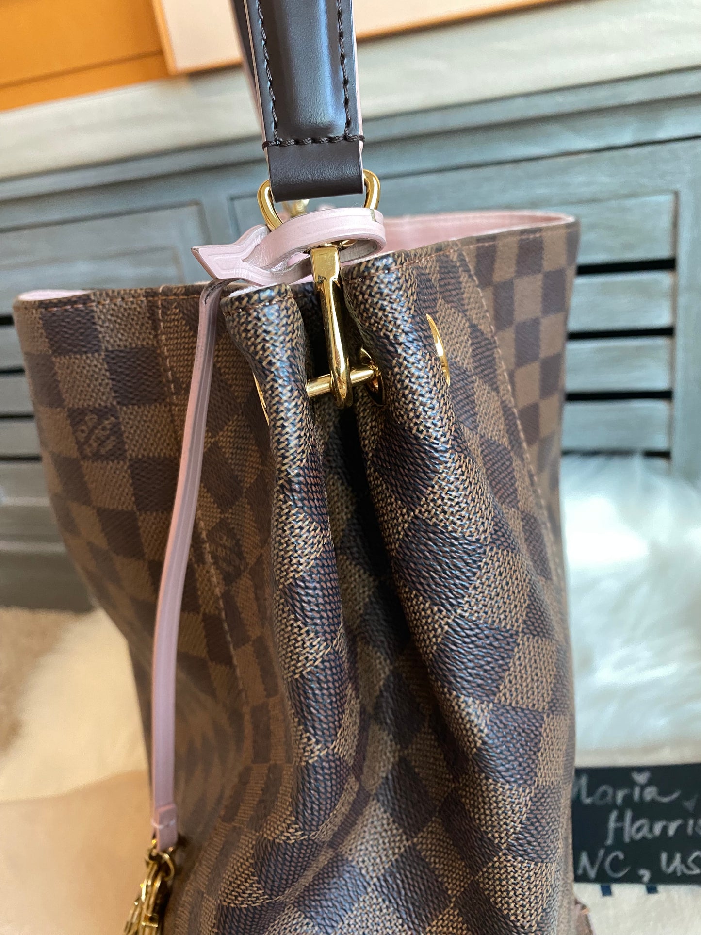 Louis Vuitton Caissa Hobo PM Rose Ballerine