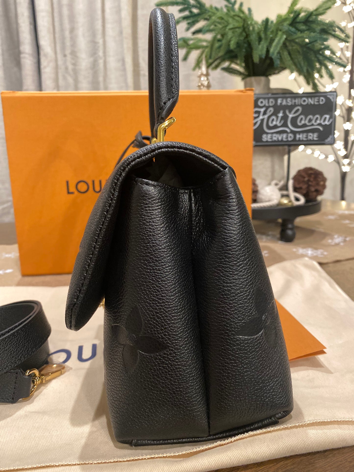 Louis Vuitton Madeleine MM Black Empreinte
