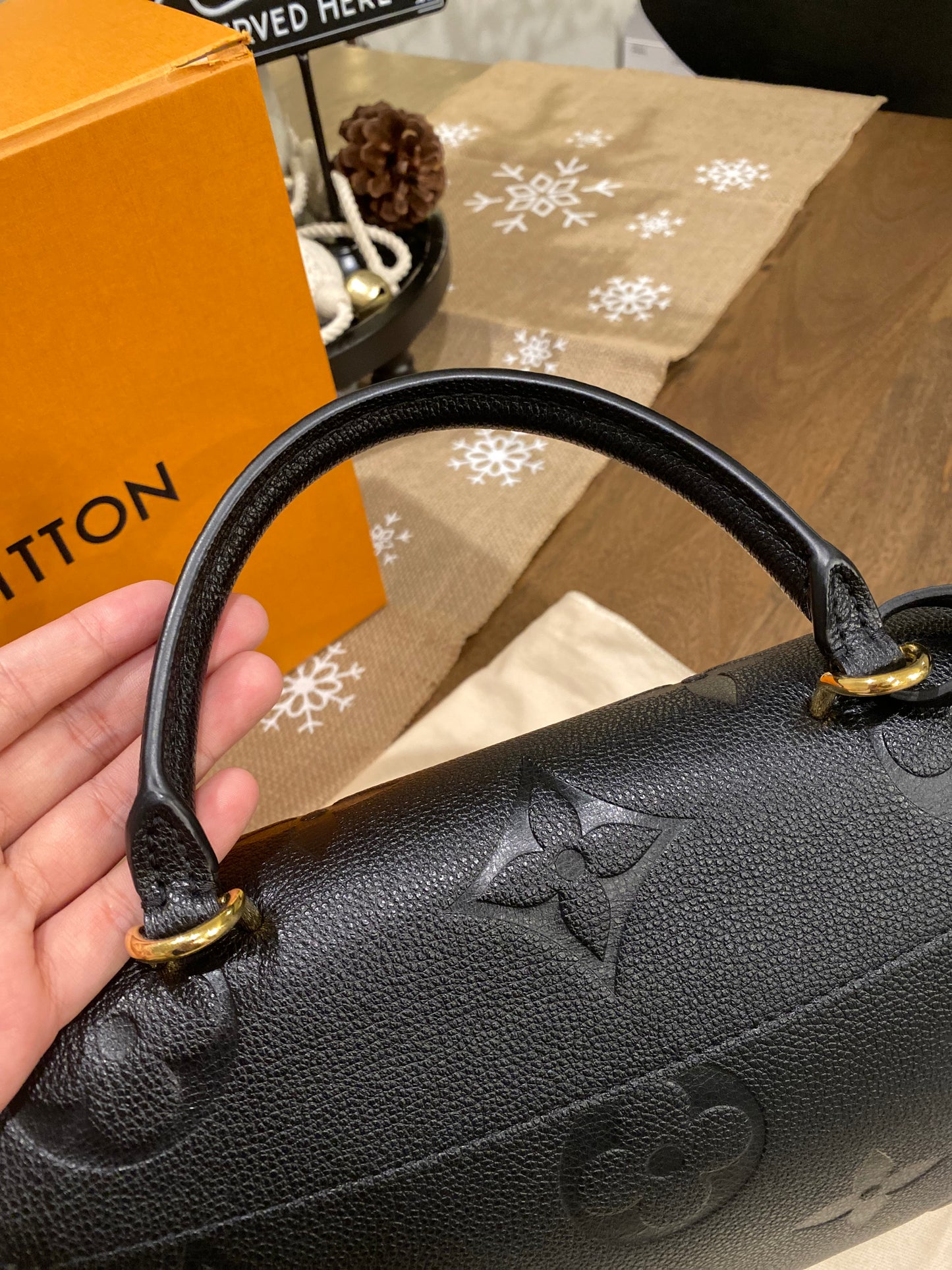 Louis Vuitton Madeleine MM Black Empreinte