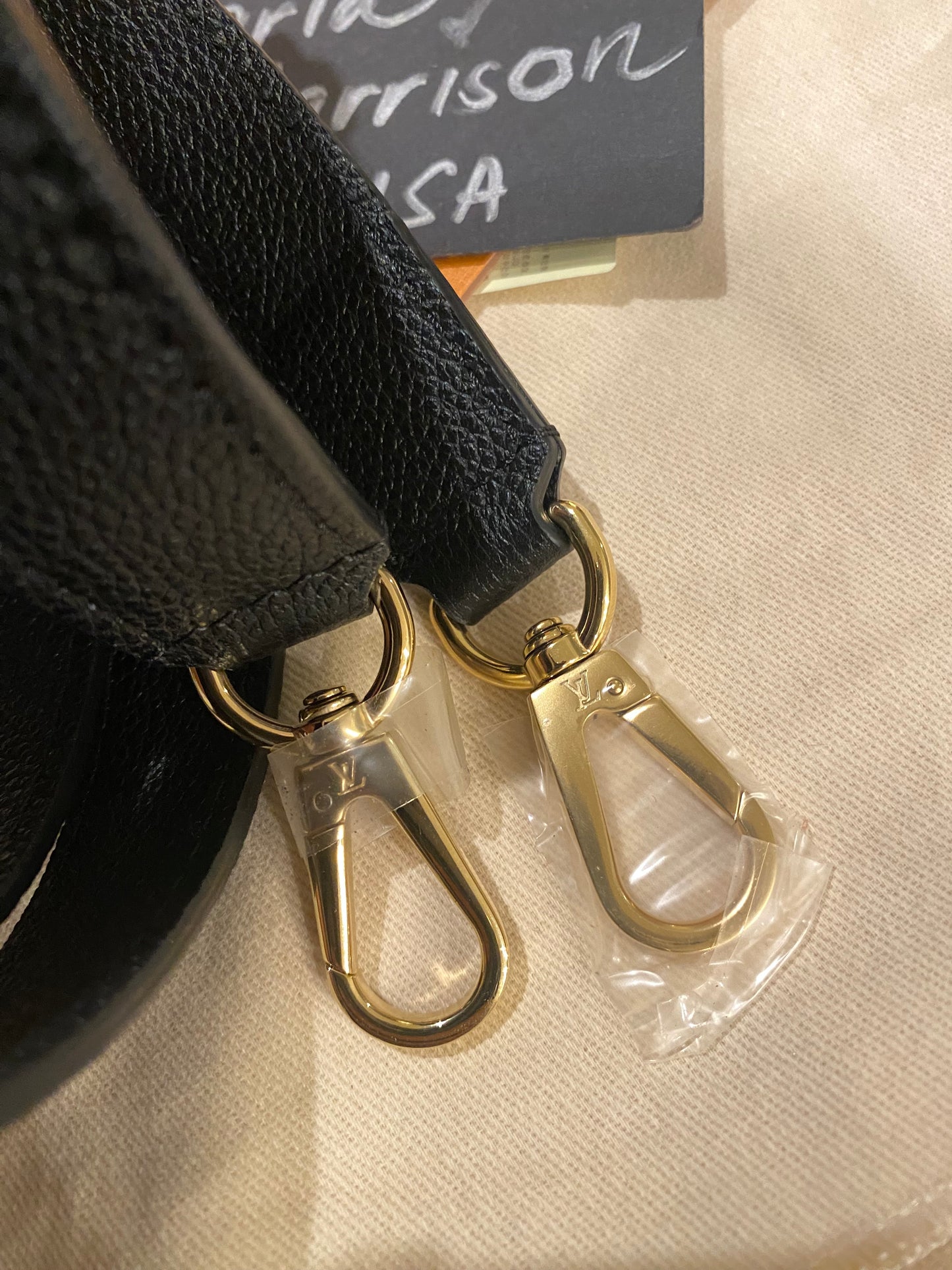 Louis Vuitton Madeleine MM Black Empreinte